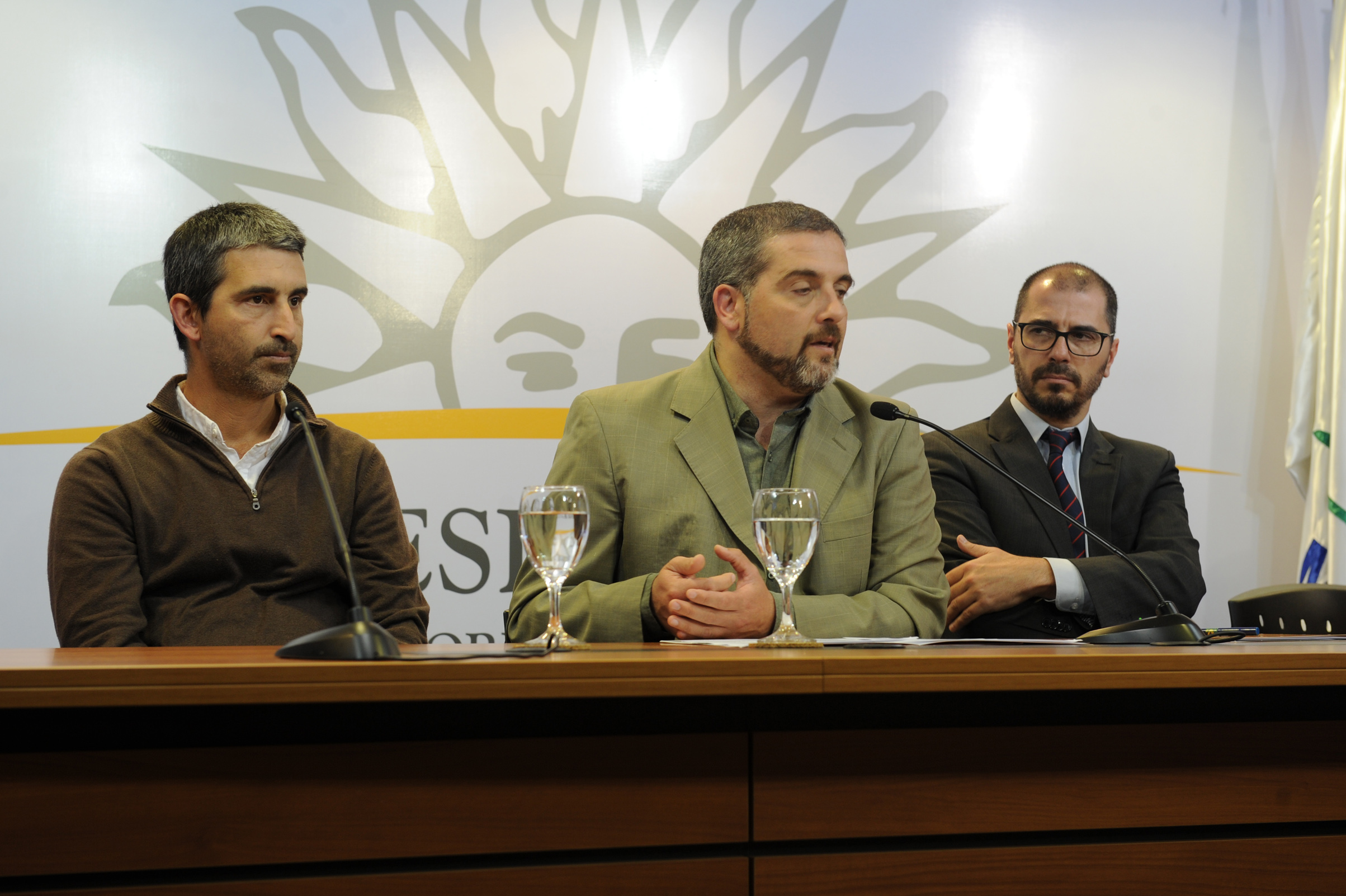 Director ejecutivo de Sistema Nacional de Emergencias, Fernando Traversa, haciendo uso de la palabra