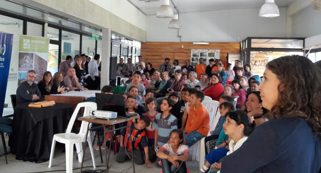 Participantes del Plan Juntos de Tres Ombúes firmaron titularidad de sus viviendas