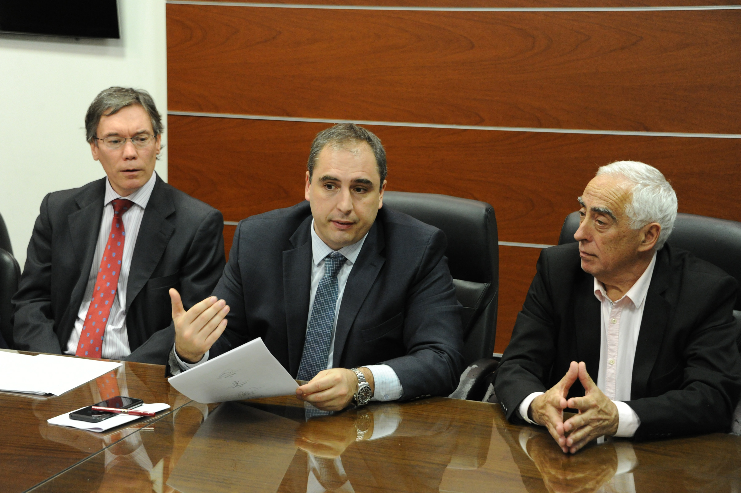 Subsecretario de Economía y Finanzas, Pablo Ferreri, haciendo uso de la palabra