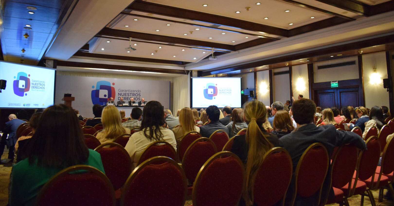 Roballo encabeza conmemoración de los diez años de promulgación de leyes de Protección de Datos Personales y de Acceso a la Información Pública