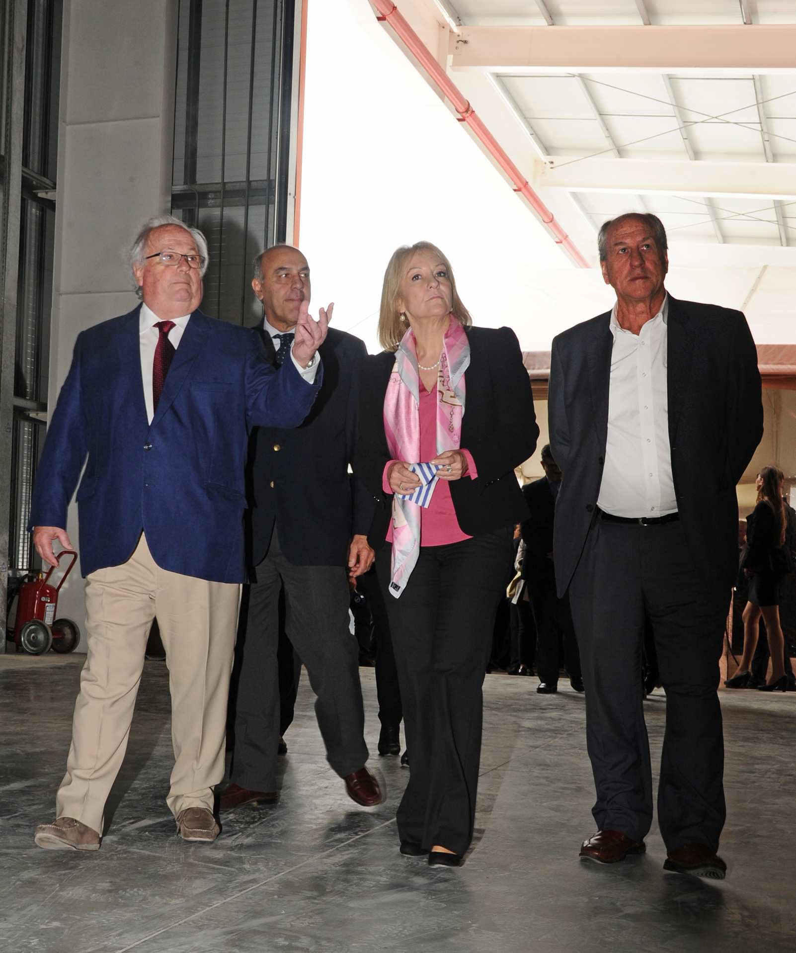 Ministros Carolina Cosse y Ernesto Murro participaron de inauguración de nueva planta industrial