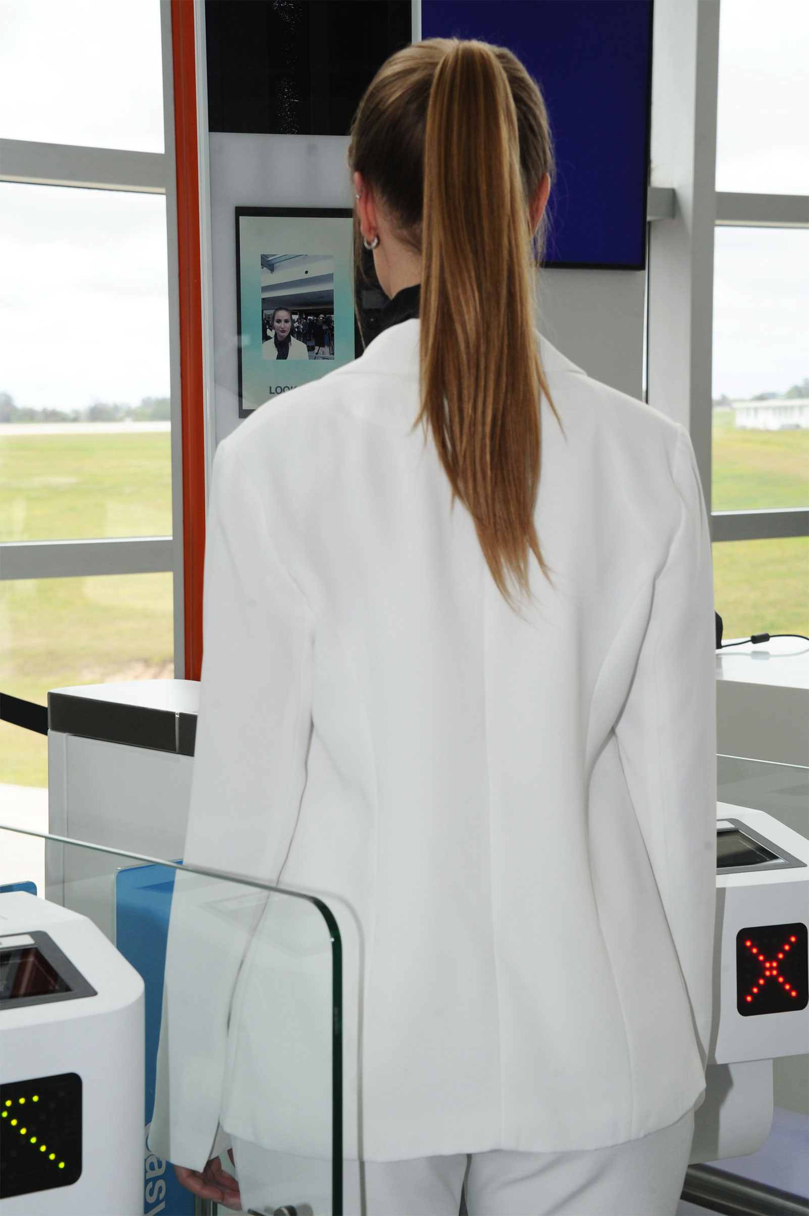 Inauguración de nuevo sistema de reconocimiento facial del aeropuerto internacional de Carrasco