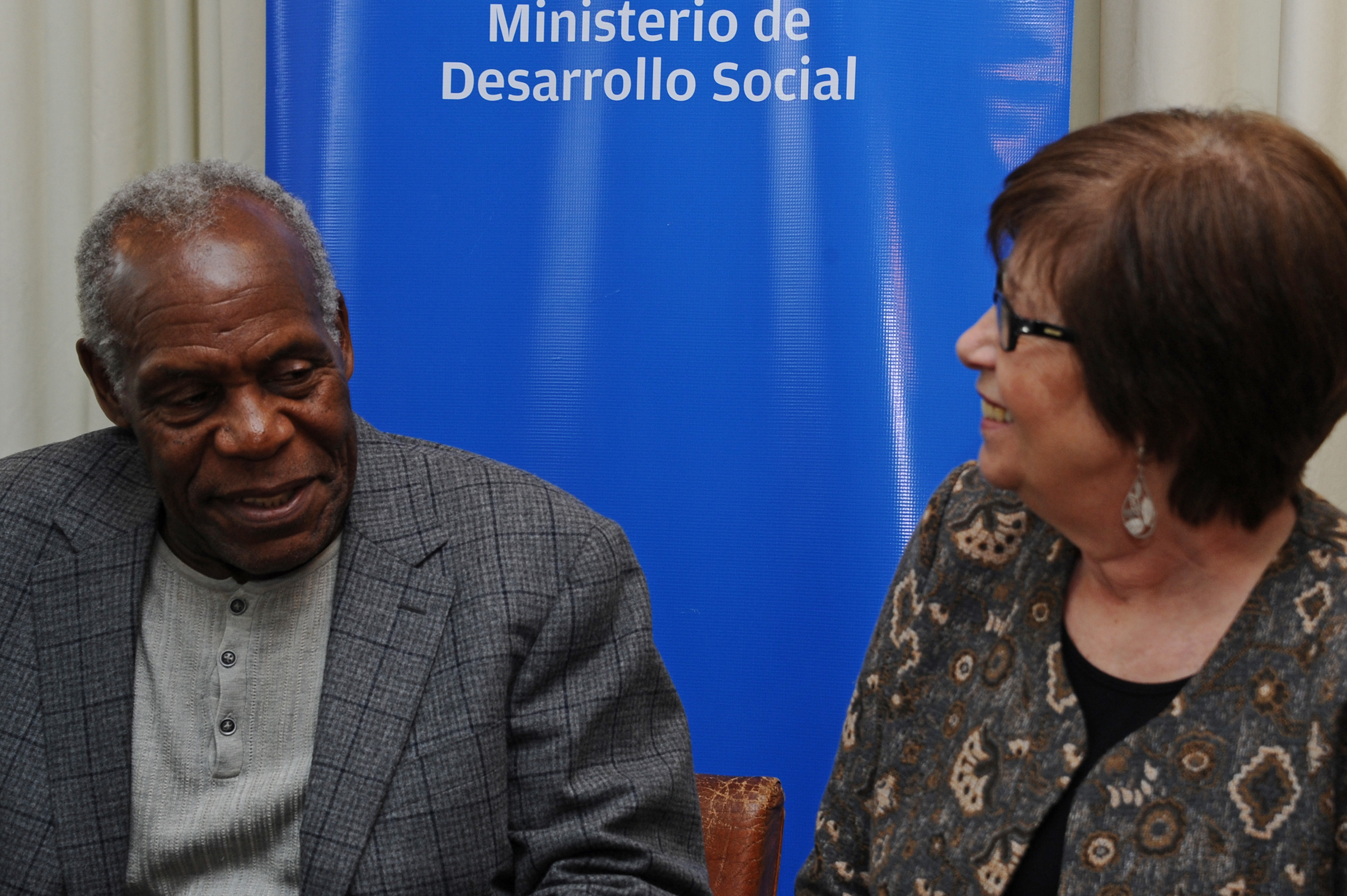 Ministra Marina Arismendi se reunió con el actor y embajador de Buena Voluntad de la Organización de las Naciones Unidas (ONU) Danny Glover