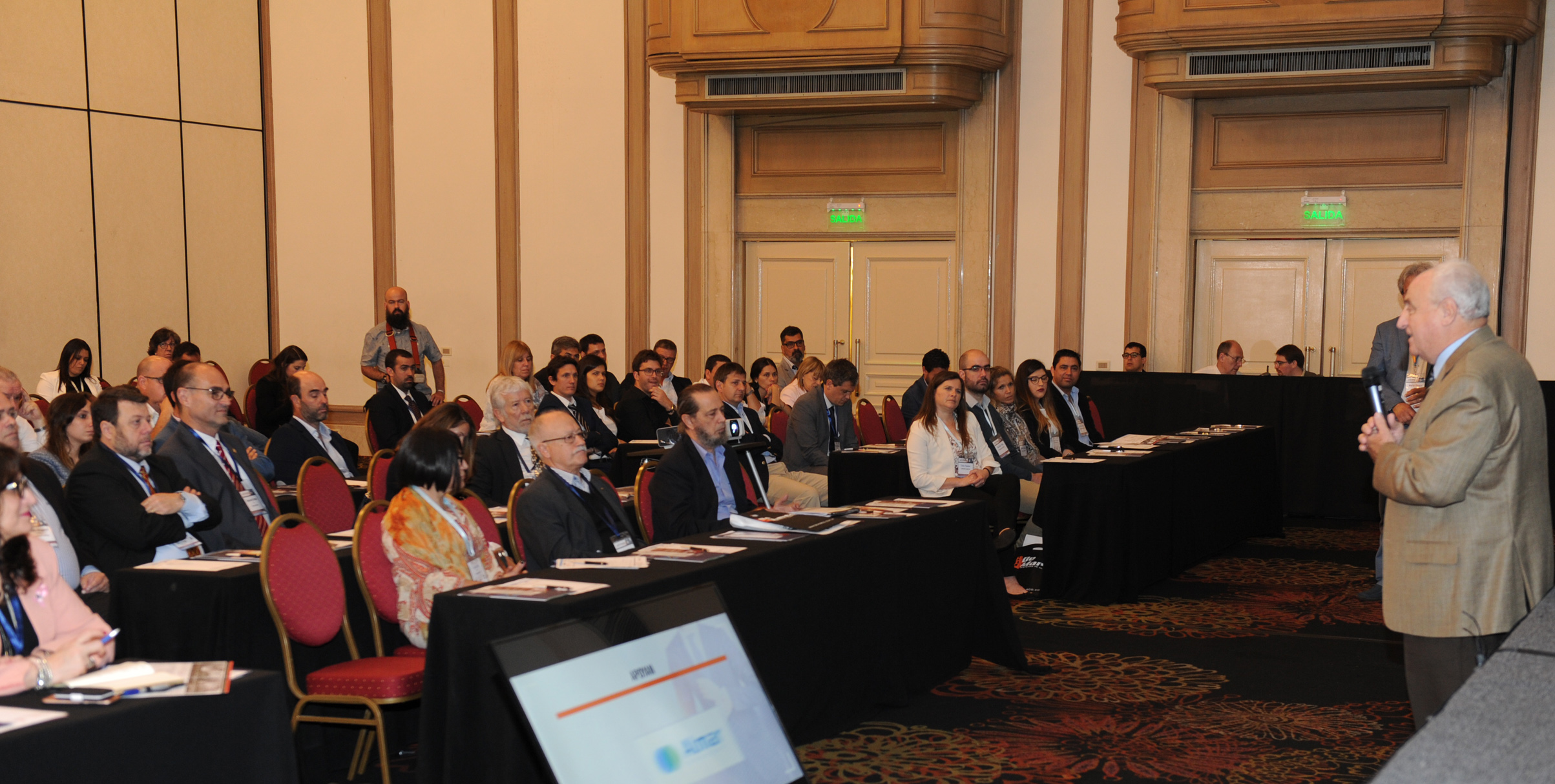 Ministro Víctor Rossi en XXI Encuentro de Protagonistas: “Uruguay como ‘hub’ regional y oportunidad de negocios”