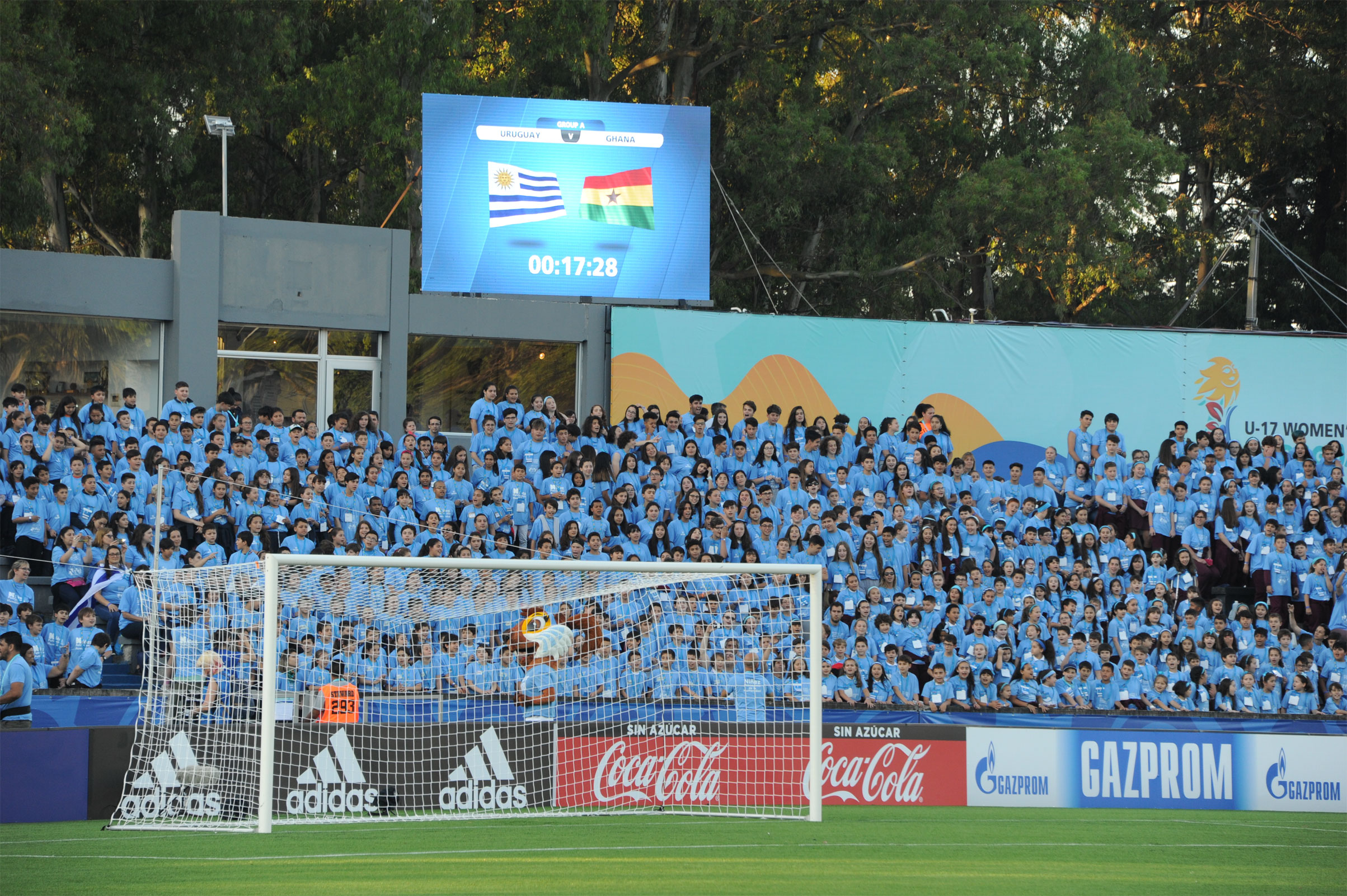 Apertura del Mundial de Fútbol Femenino sub-17 en el estadio Charrúa, Montevideo