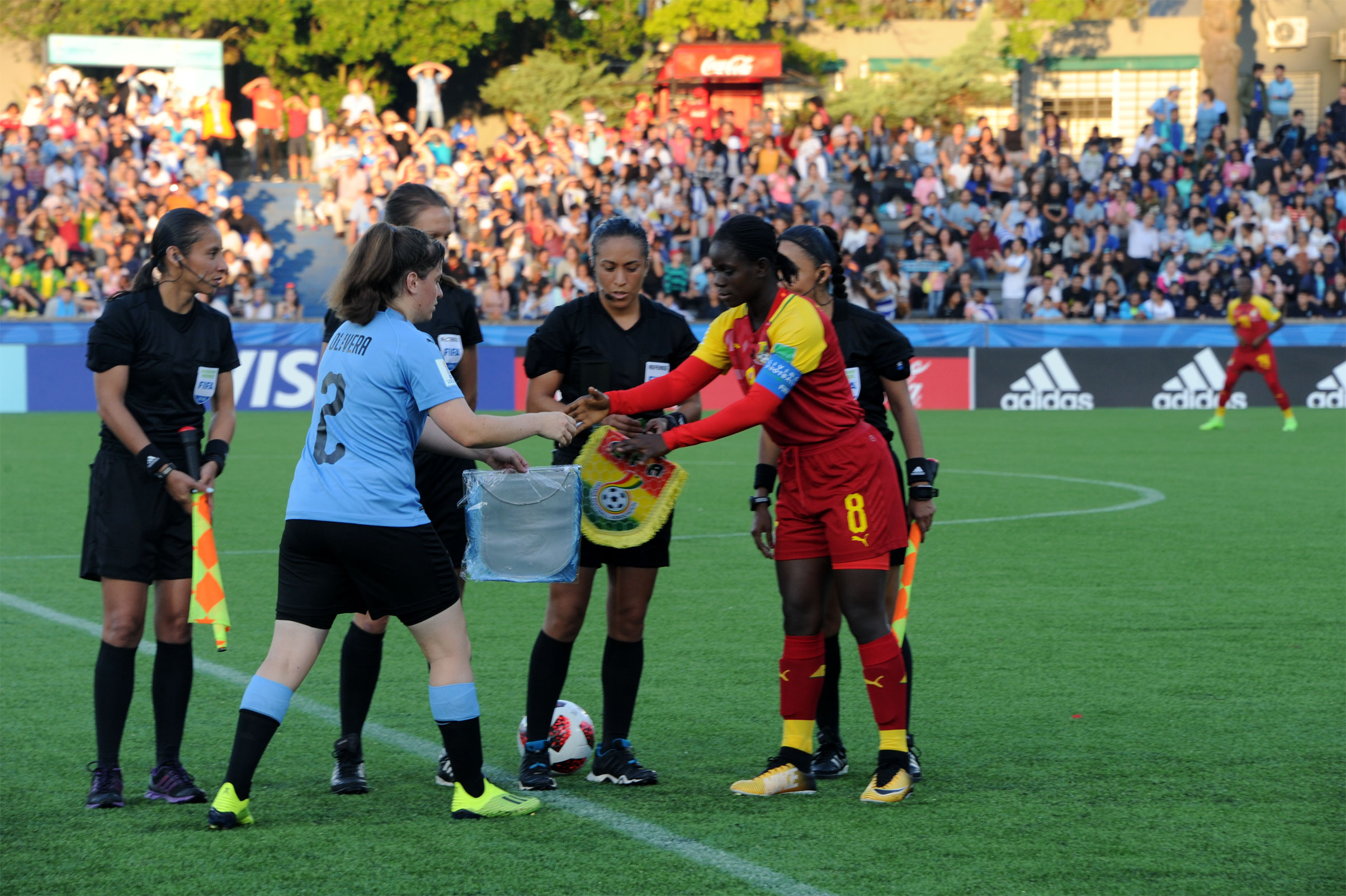 Apertura del Mundial de Fútbol Femenino sub-17 en el estadio Charrúa, Montevideo