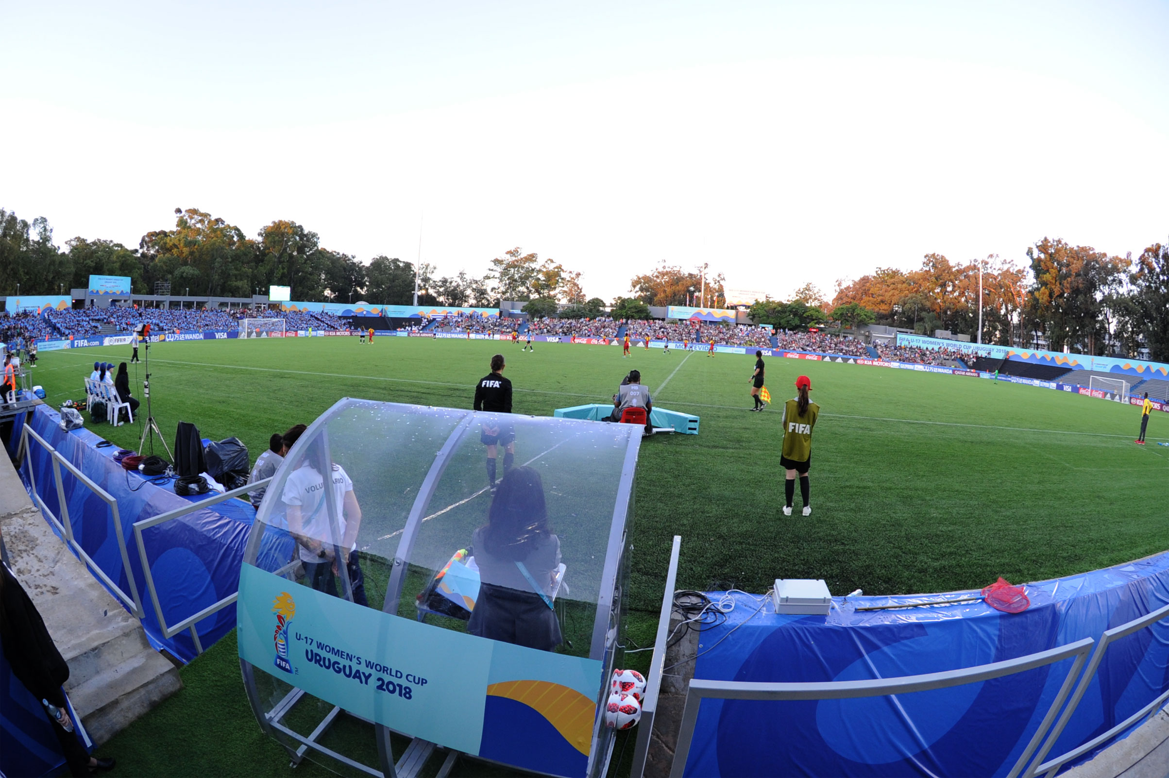 Apertura del Mundial de Fútbol Femenino sub-17 en el estadio Charrúa, Montevideo