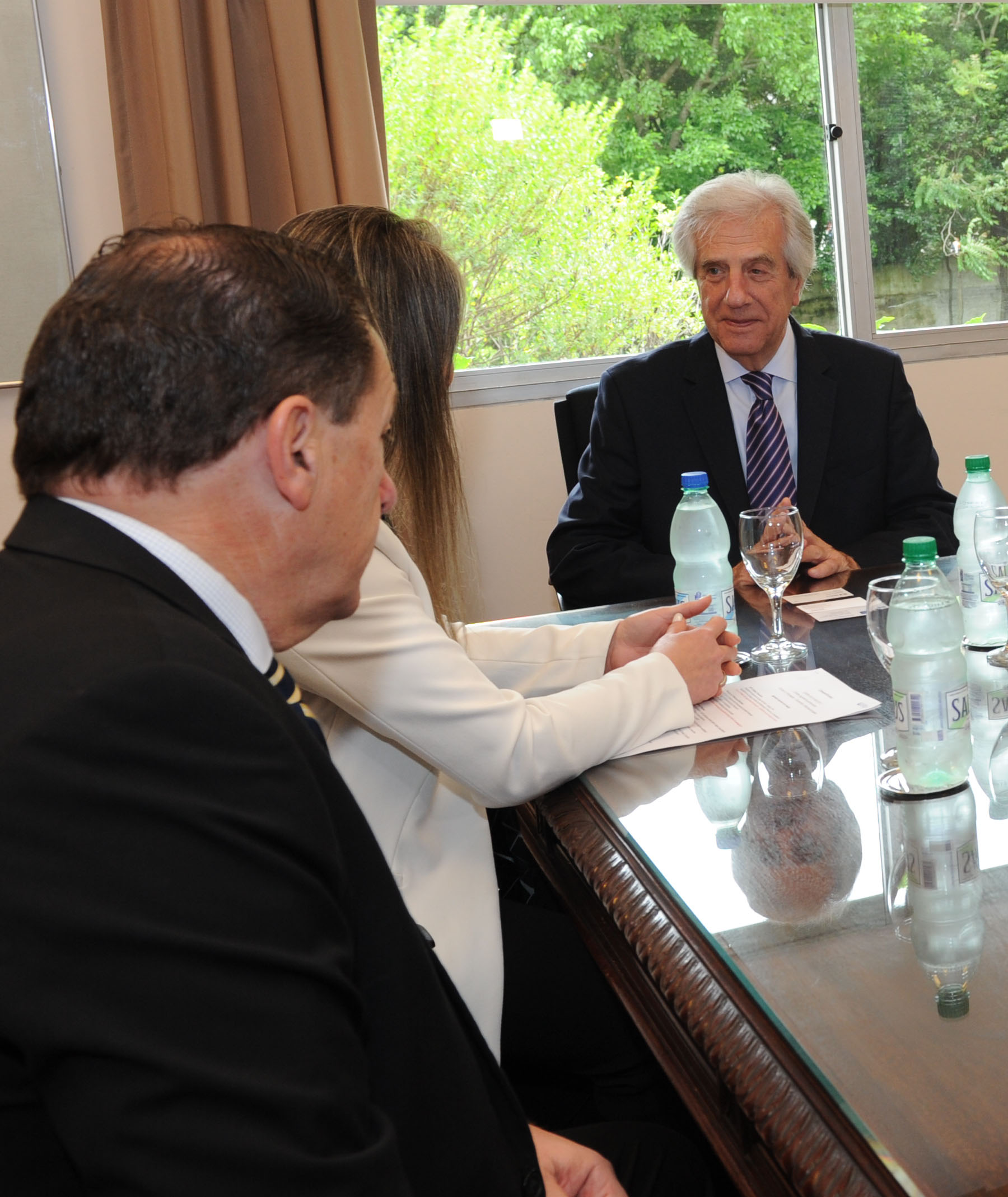Vázquez se reunió con autoridades de la Unión de Exportadores del Uruguay