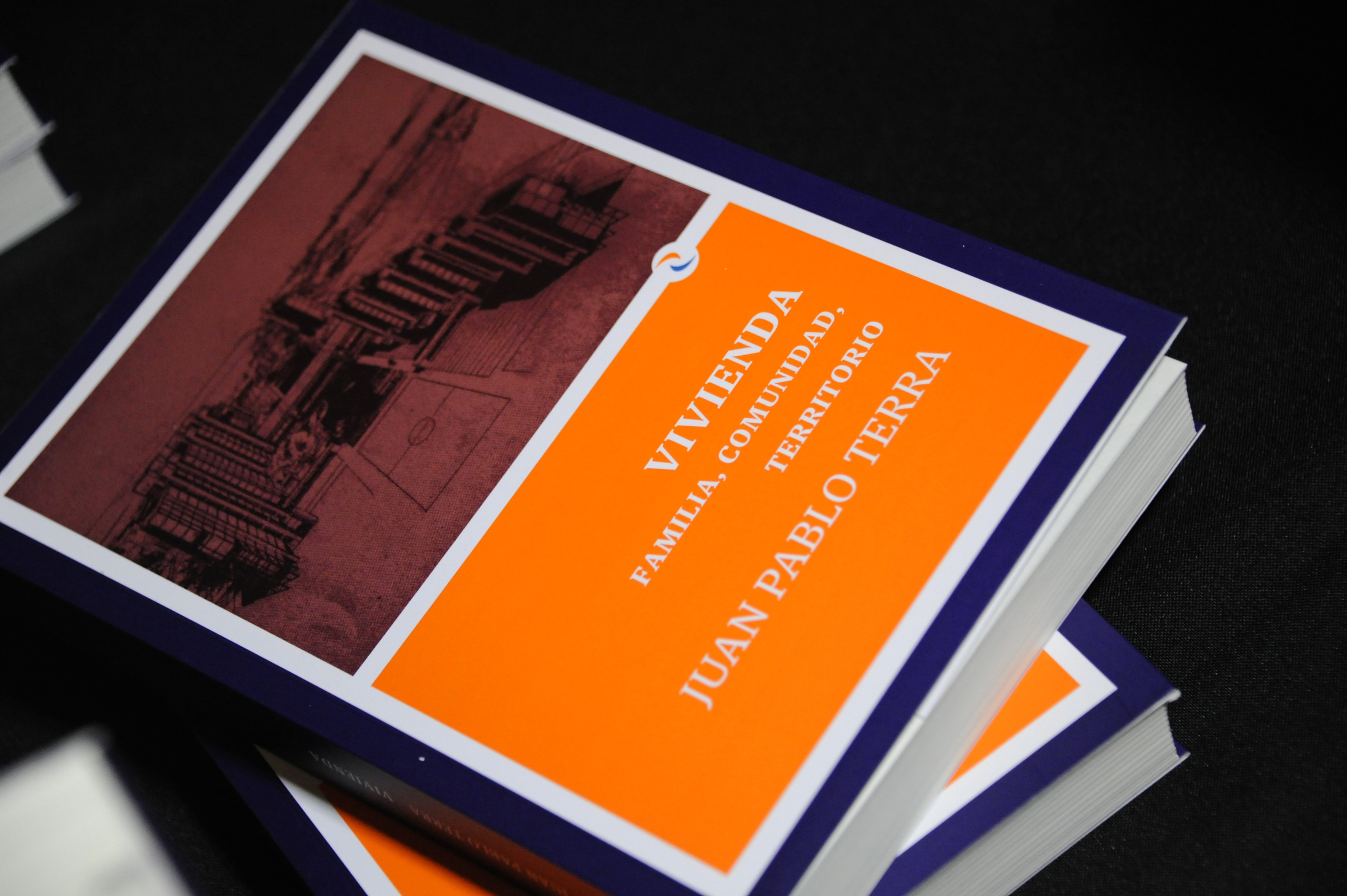 Lanzamiento del libro titulado “Vivienda: familia, comunidad, territorio”, sobre la obra de Juan Pablo Terra