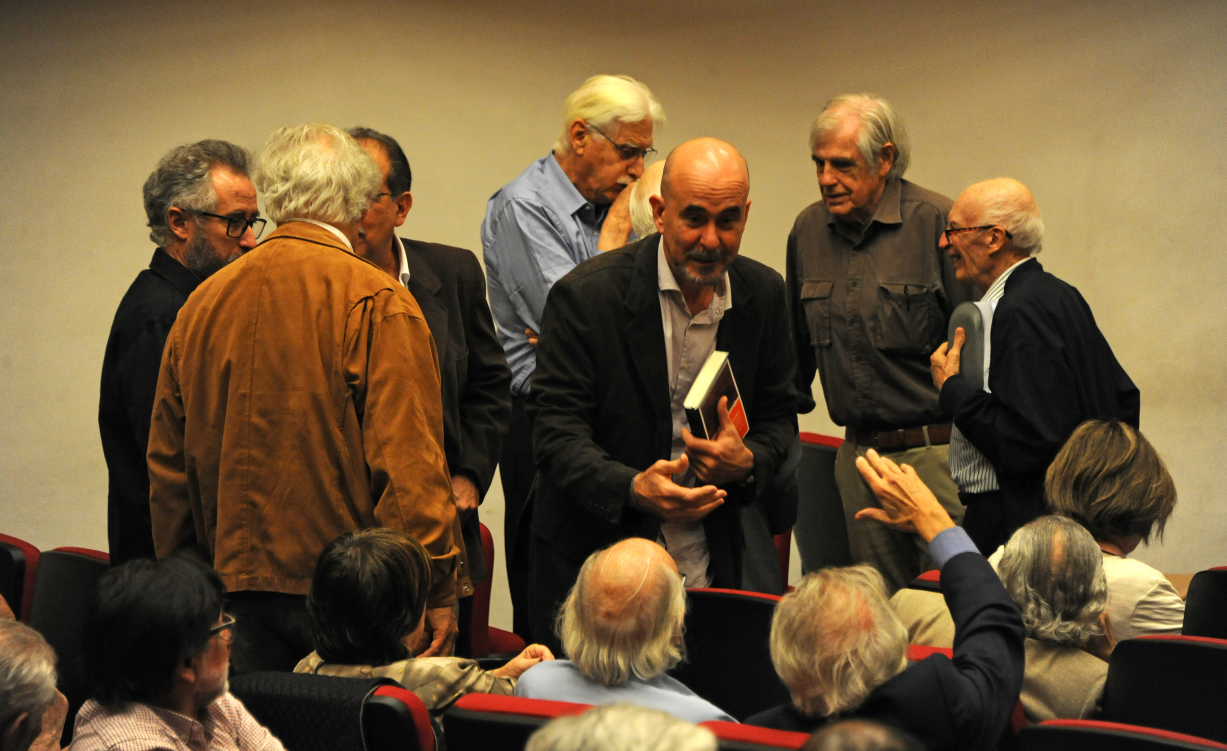 Lanzamiento del libro titulado “Vivienda: familia, comunidad, territorio”, sobre la obra de Juan Pablo Terra