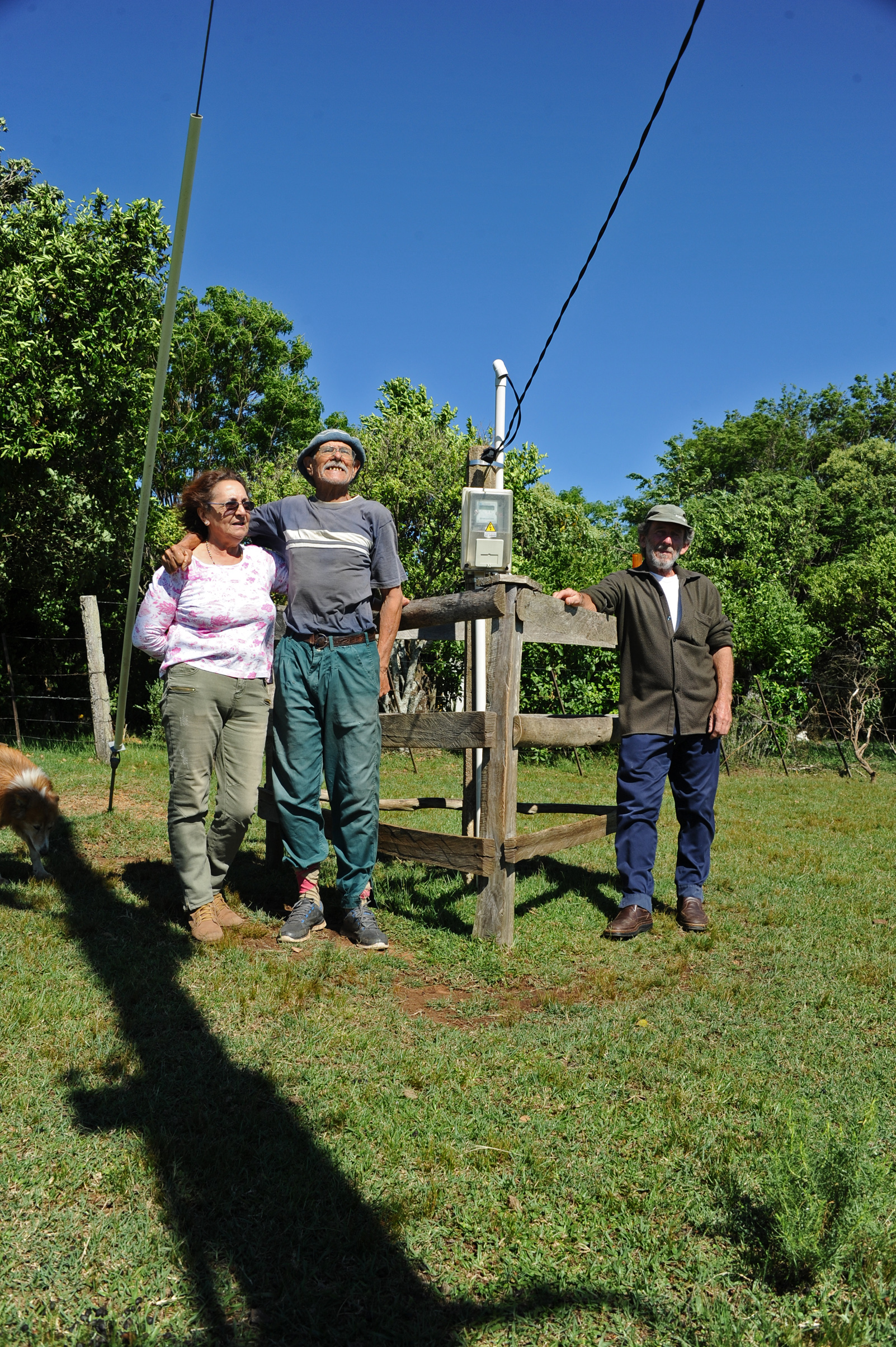 Electrificación rural llega al interior profundo, en este caso mejora calidad de vida a vecinos de Corral de Piedras en Salto