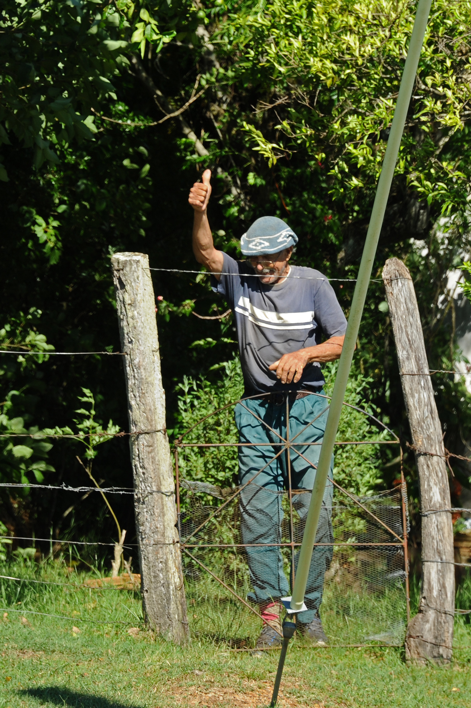 Electrificación rural llega al interior profundo, en este caso mejora calidad de vida a vecinos de Corral de Piedras en Salto