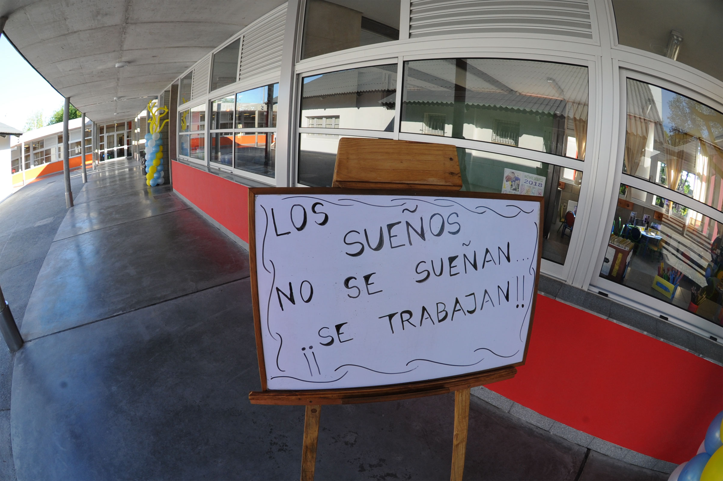 Inauguración de la escuela de tiempo completo n.º 25, ubicada en el barrio San Félix de Paysandú