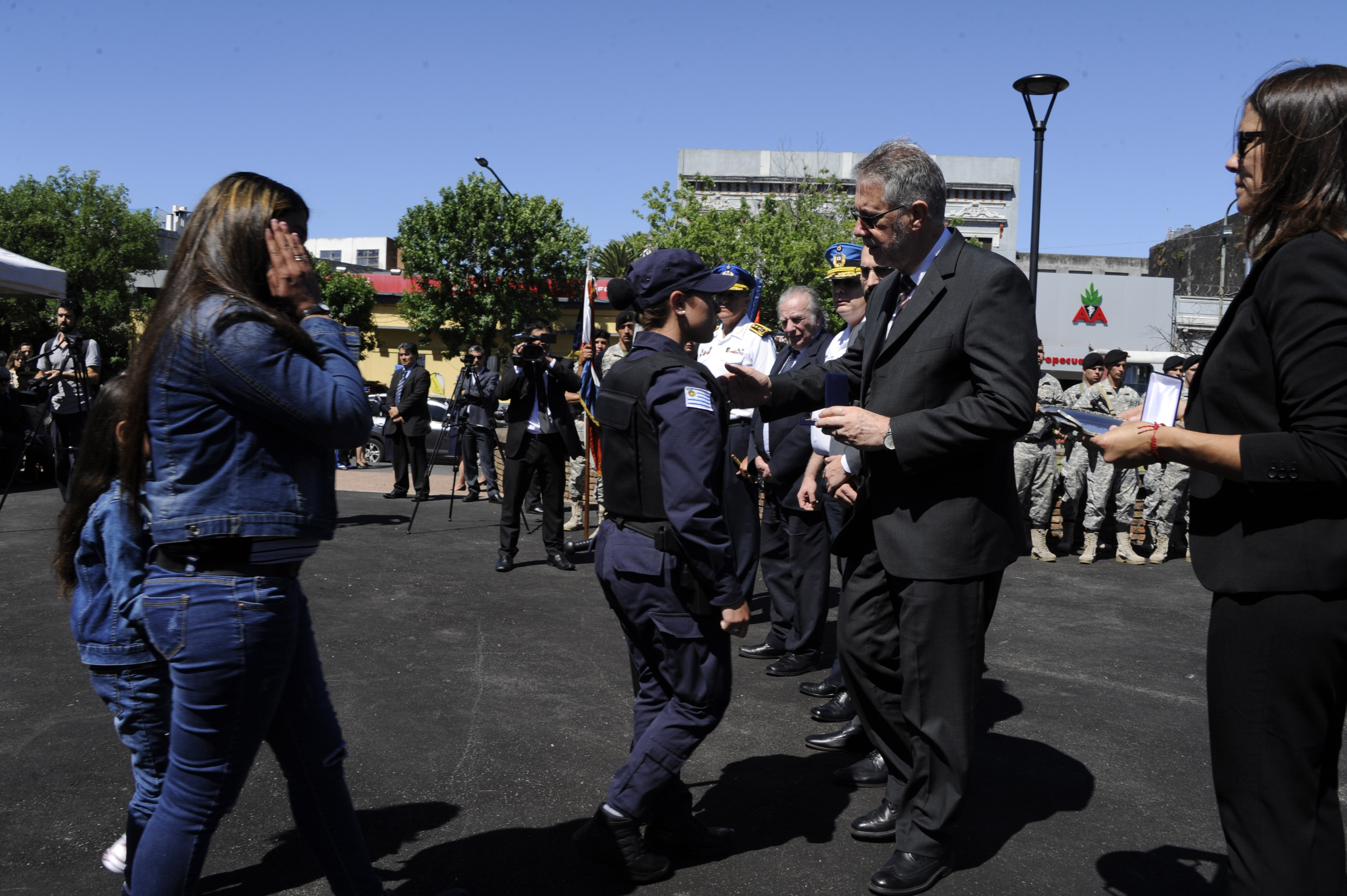 Ministerio del Interior reconoció a los policías fallecidos en el cumplimiento de su deber