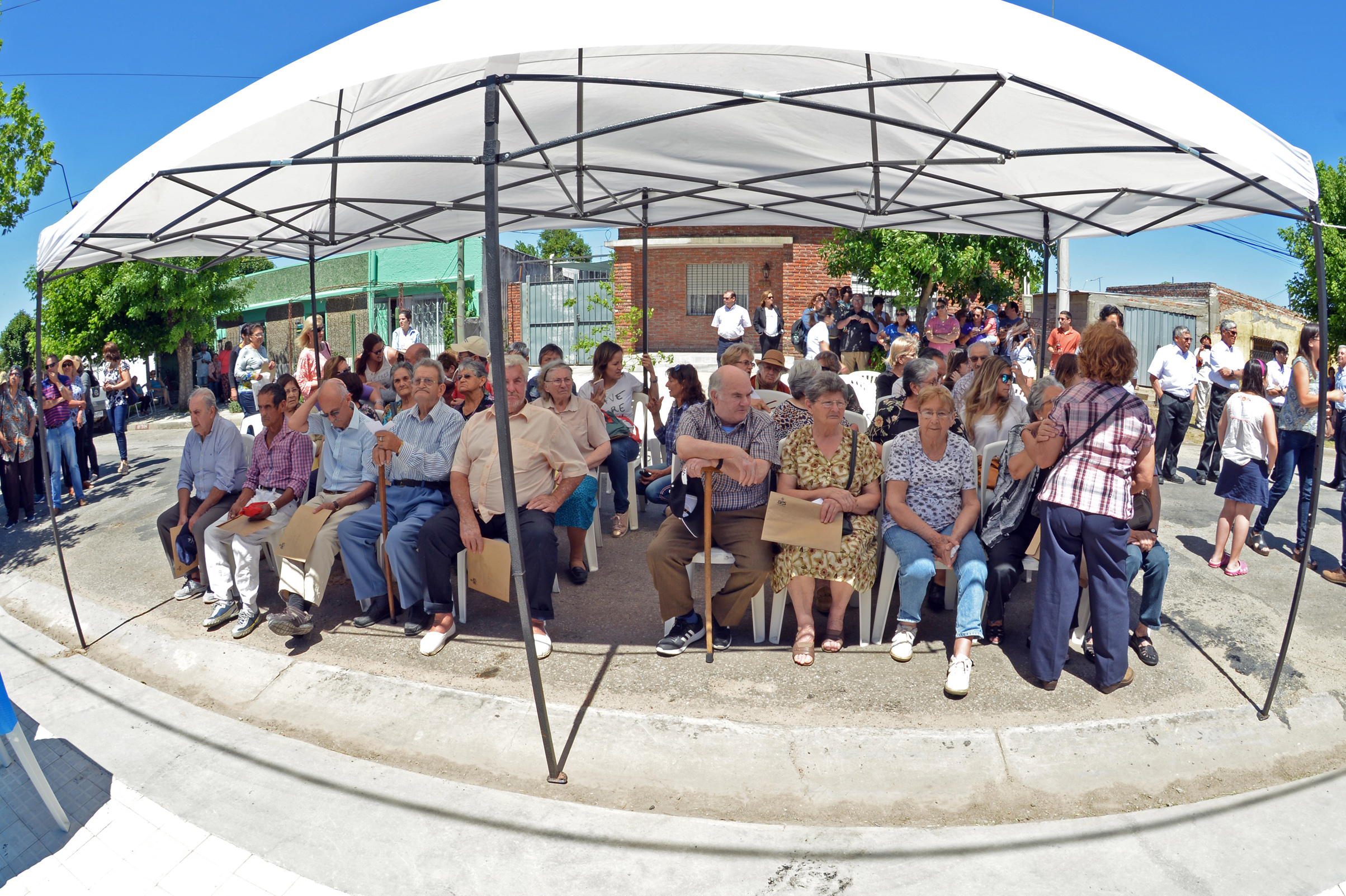 Entrega de viviendas en Dolores