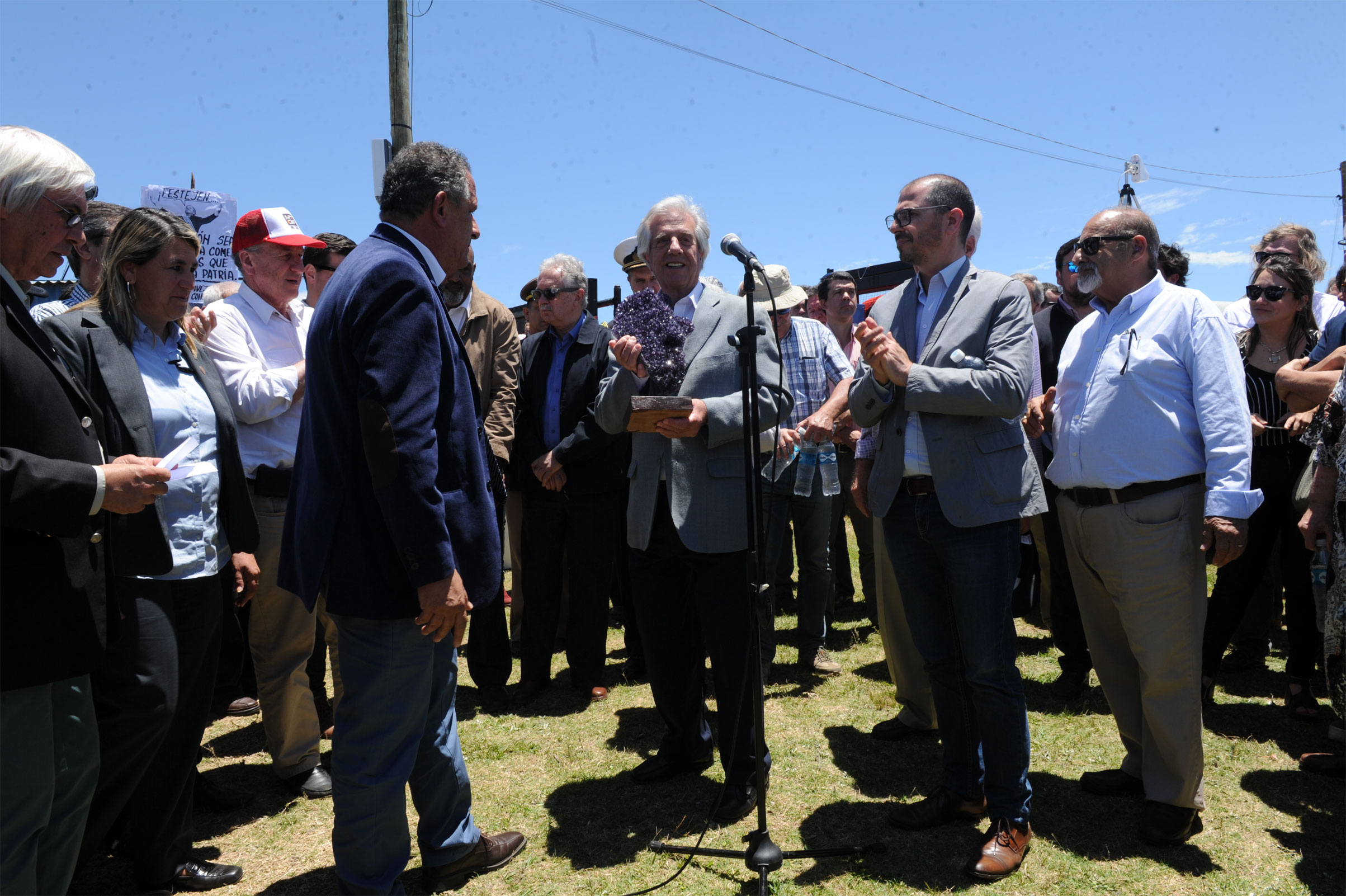 Difrerentes actividades que se llevaron adelante en el marco de la inauguración de Ruta 30