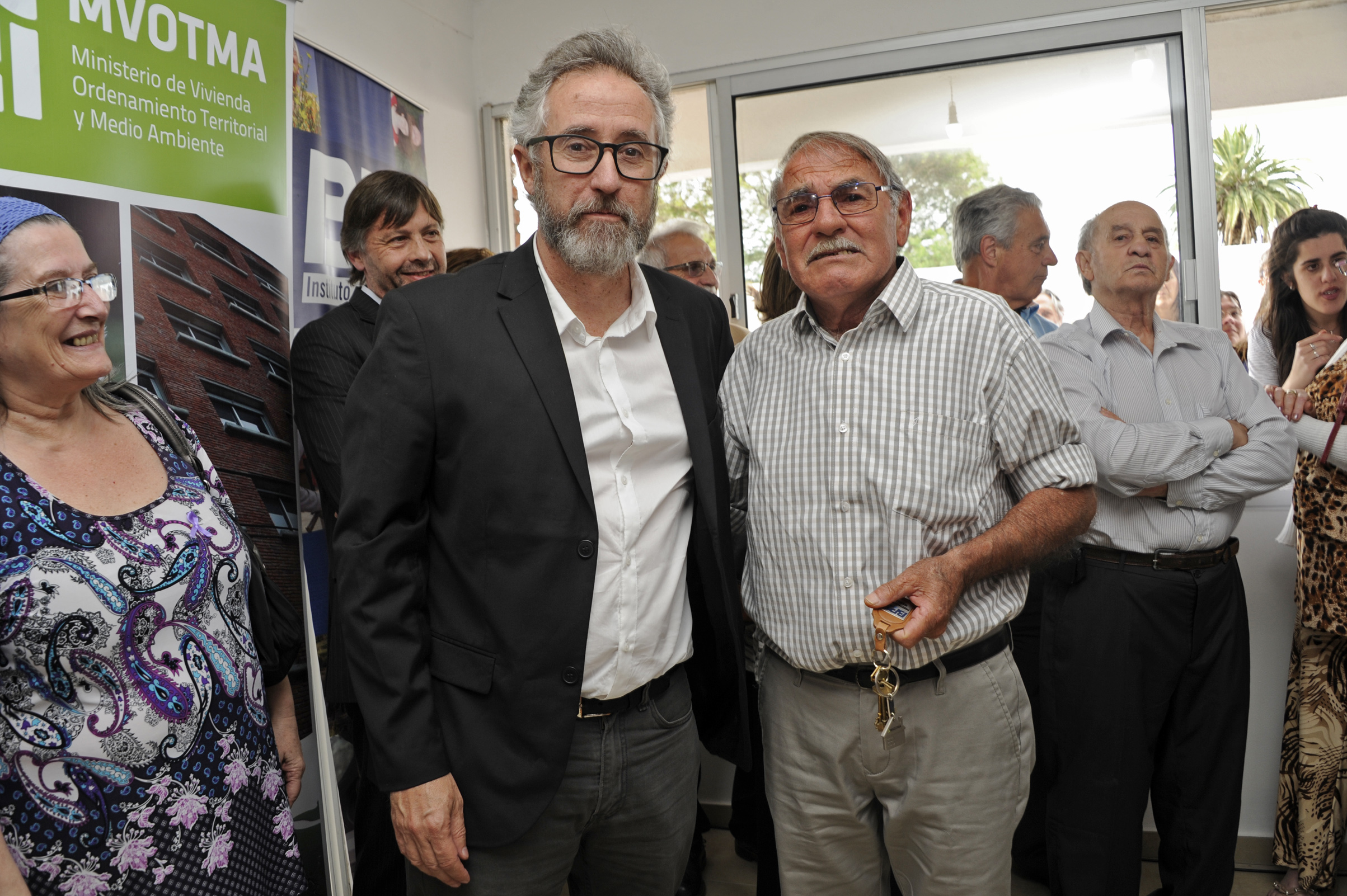 Entrega de viviendas de edificio inaugurado por el Ministerio de Vivienda y el Banco de Previsión Social con 36 viviendas para jubilados