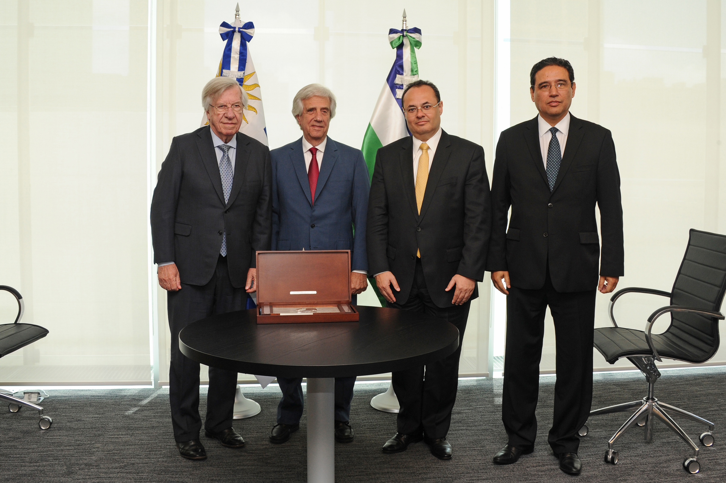 Banco de Desarrollo de América Latina - CAF inauguró su sede en Uruguay