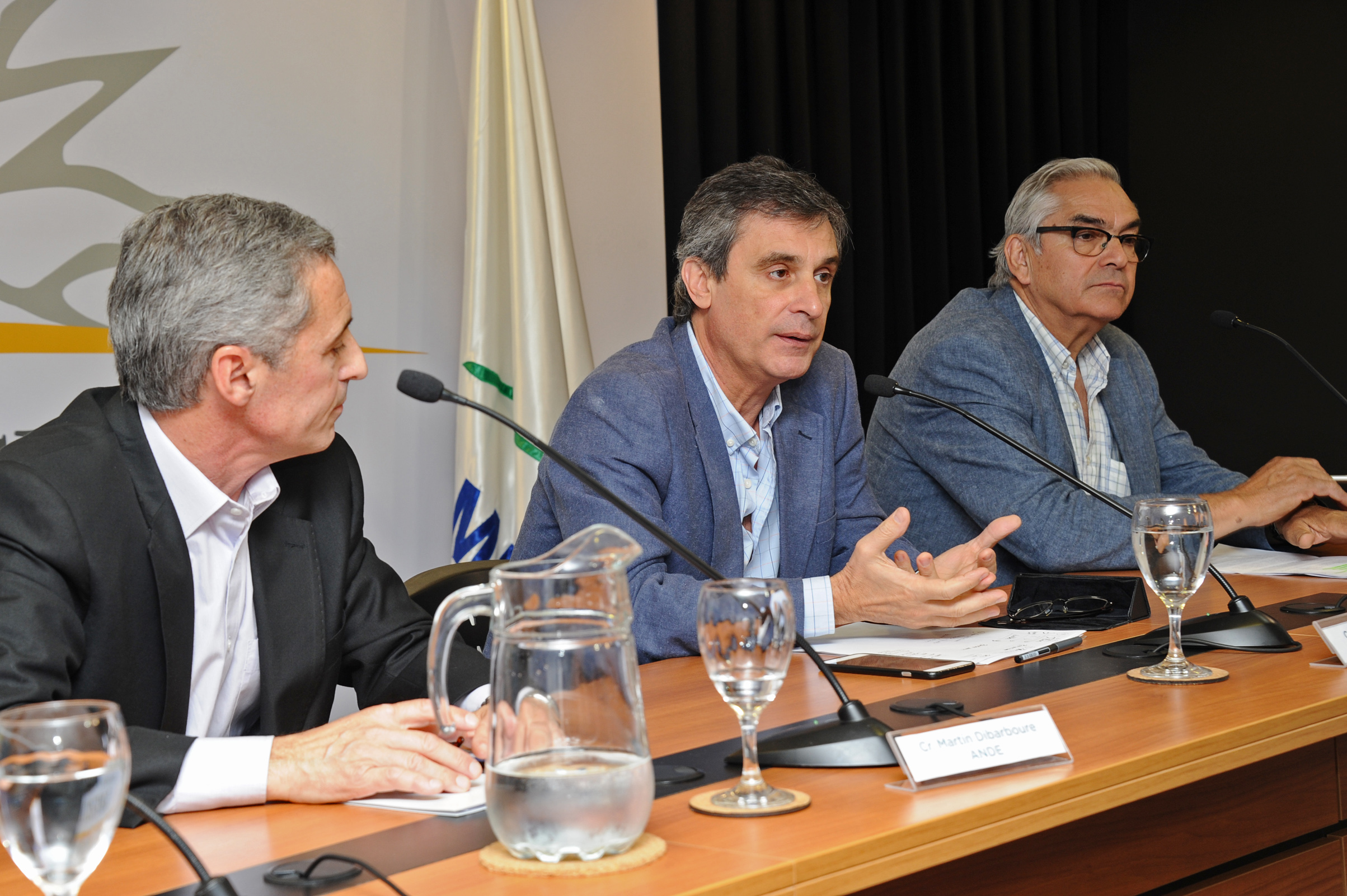 Director de OPP, Álvaro García, dirigiéndose a los presentes