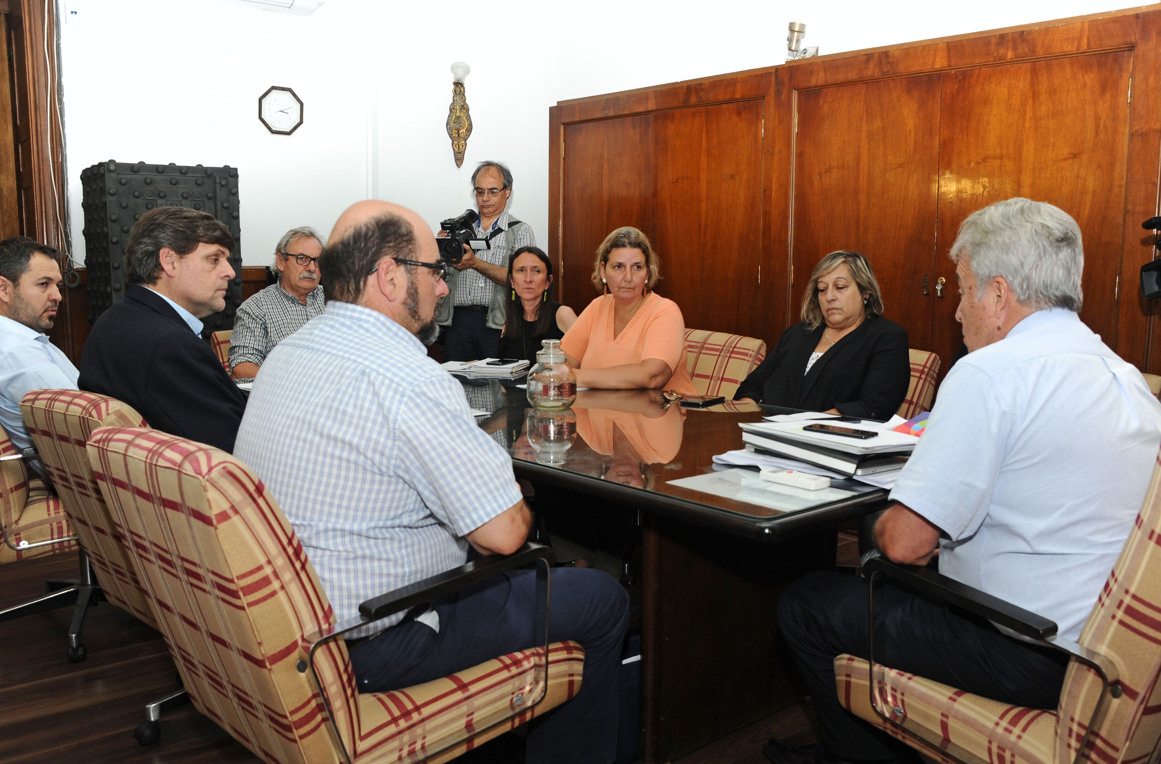 Quian encabeza reunión informativa y de coordinación con diversos actores involucrados en prevención de leishmaniasis