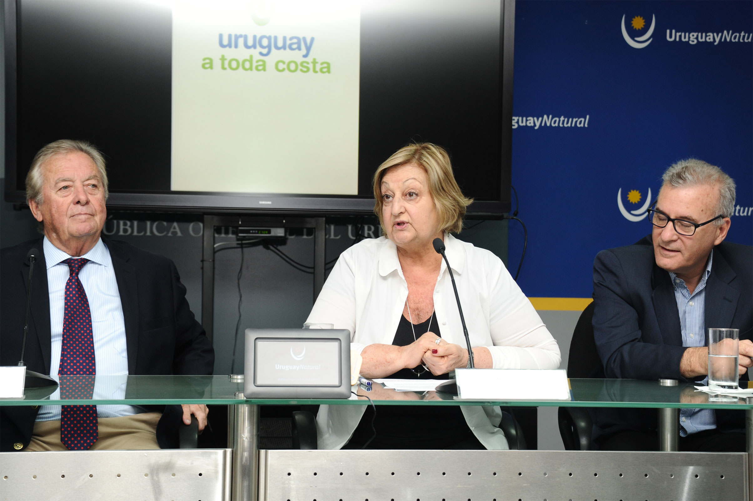 Ministra Liliam Kechichian encabezó presentación de programa Uruguay a Toda Costa