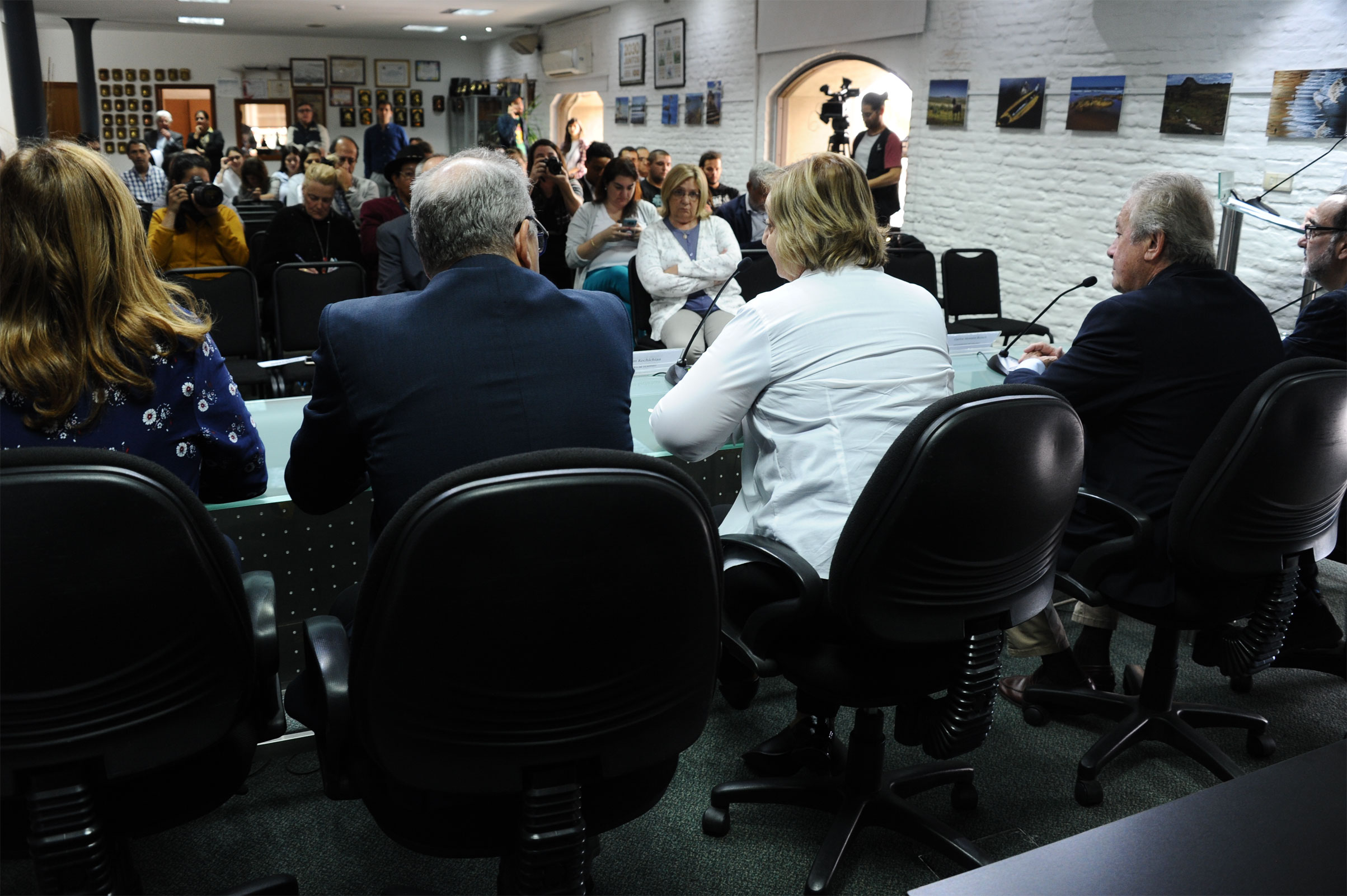 Ministra Liliam Kechichian encabezó presentación de programa Uruguay a Toda Costa