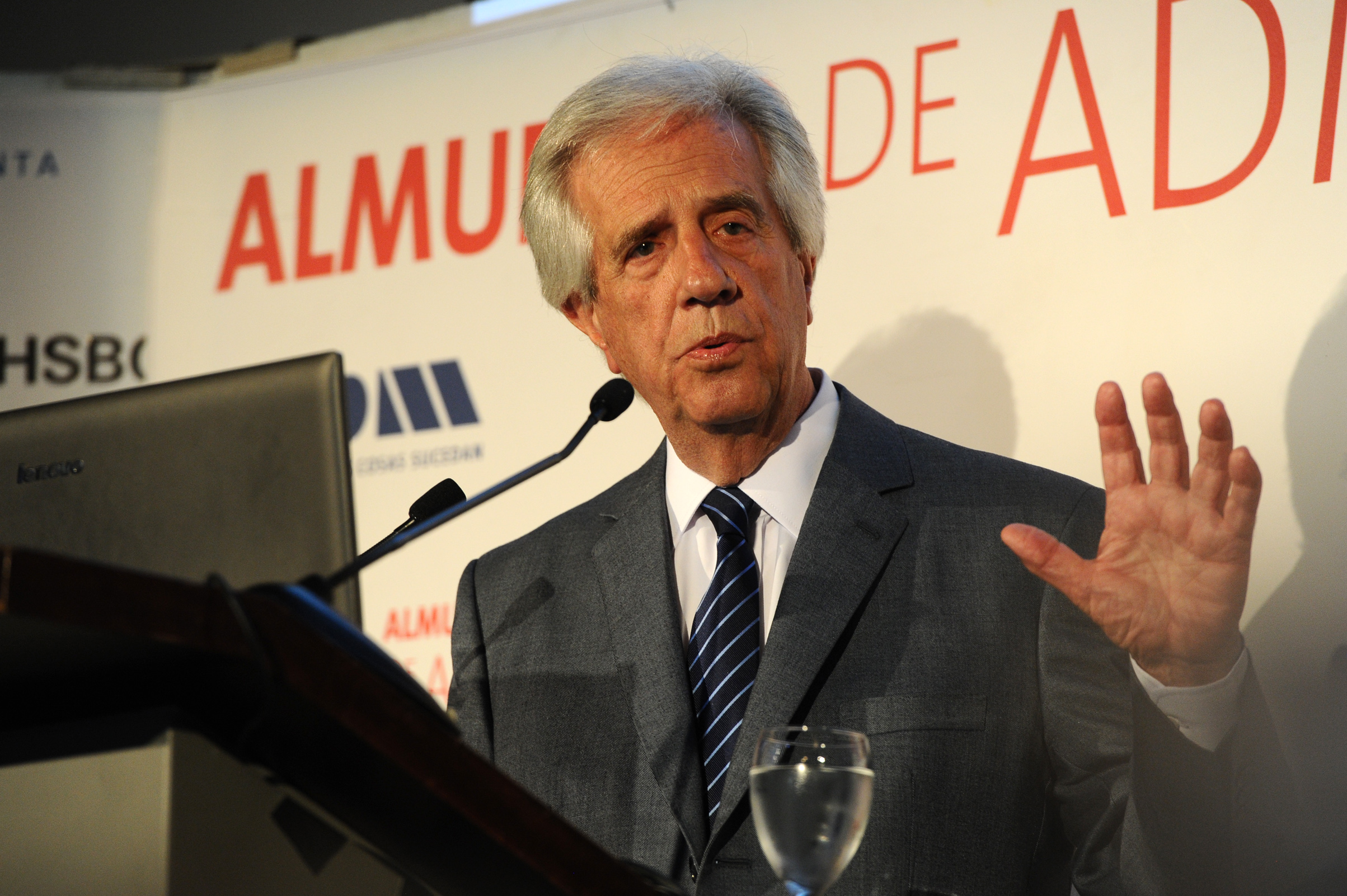 Presidente Tabaré Vázquez disertó en almuerzo de trabajo de ADM