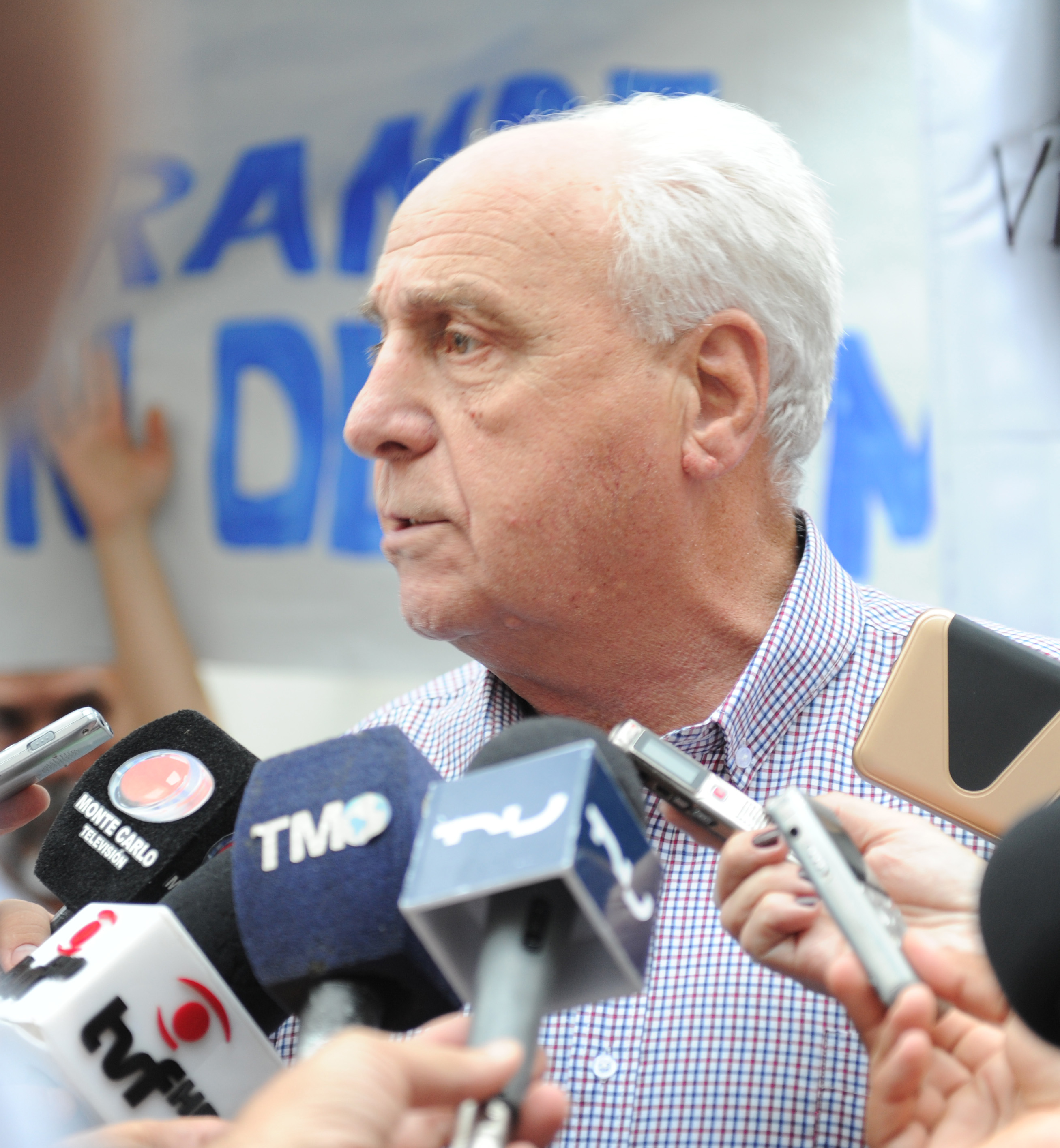 Ministro de Transporte y Obras Públicas, Víctor Rossi