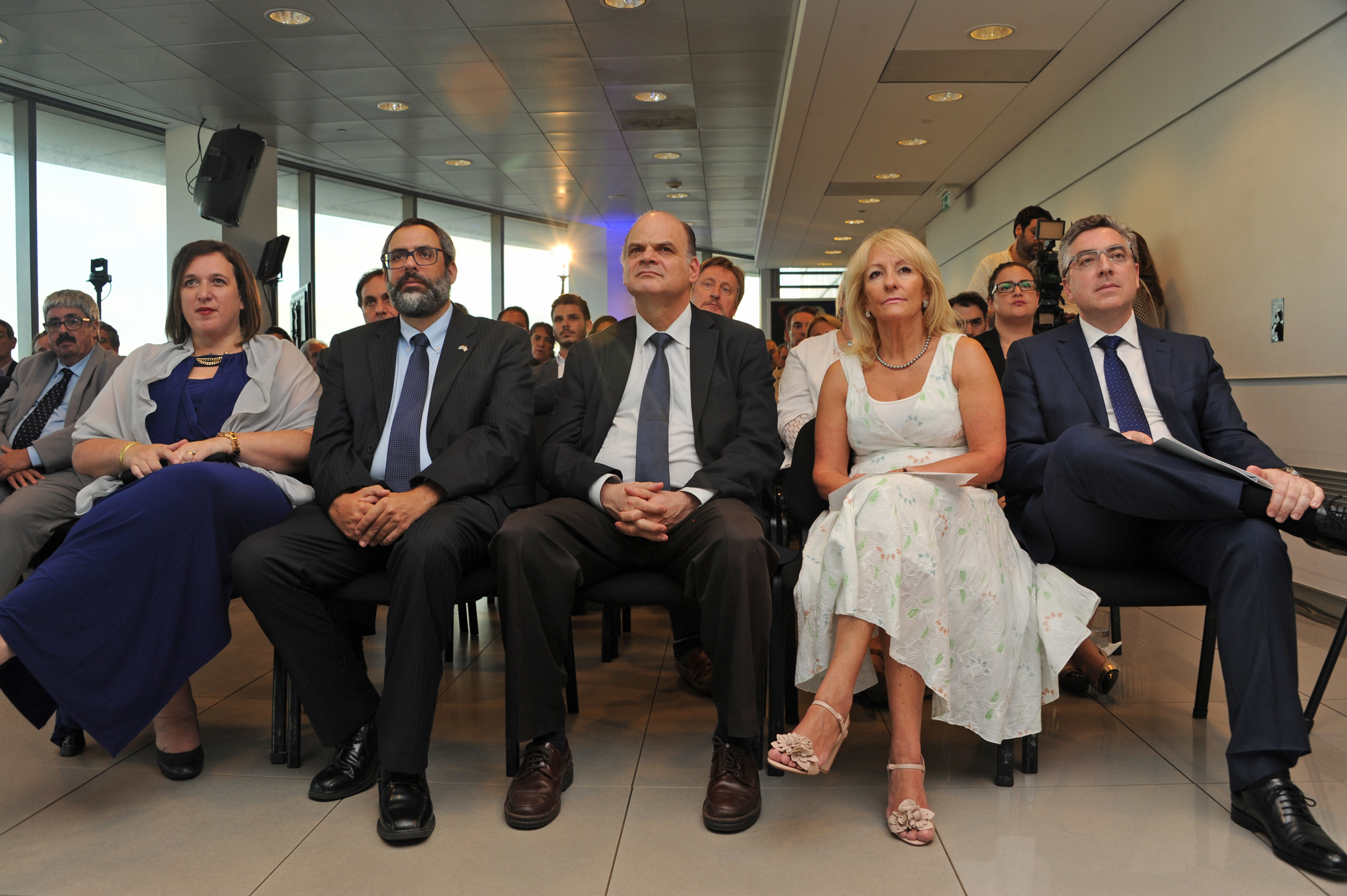 Autoridades asistentes a la actividad