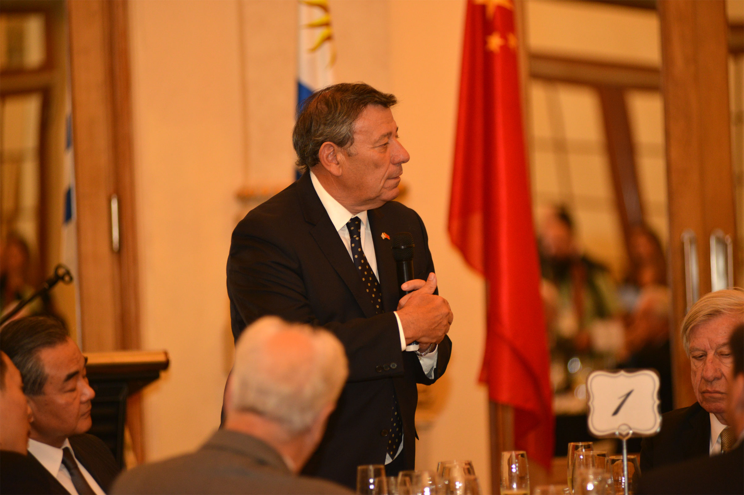 Almuerzo ofrecido a canciller de China, Wang Yi, y autoridades que lo acompañaron en visita a Uruguay