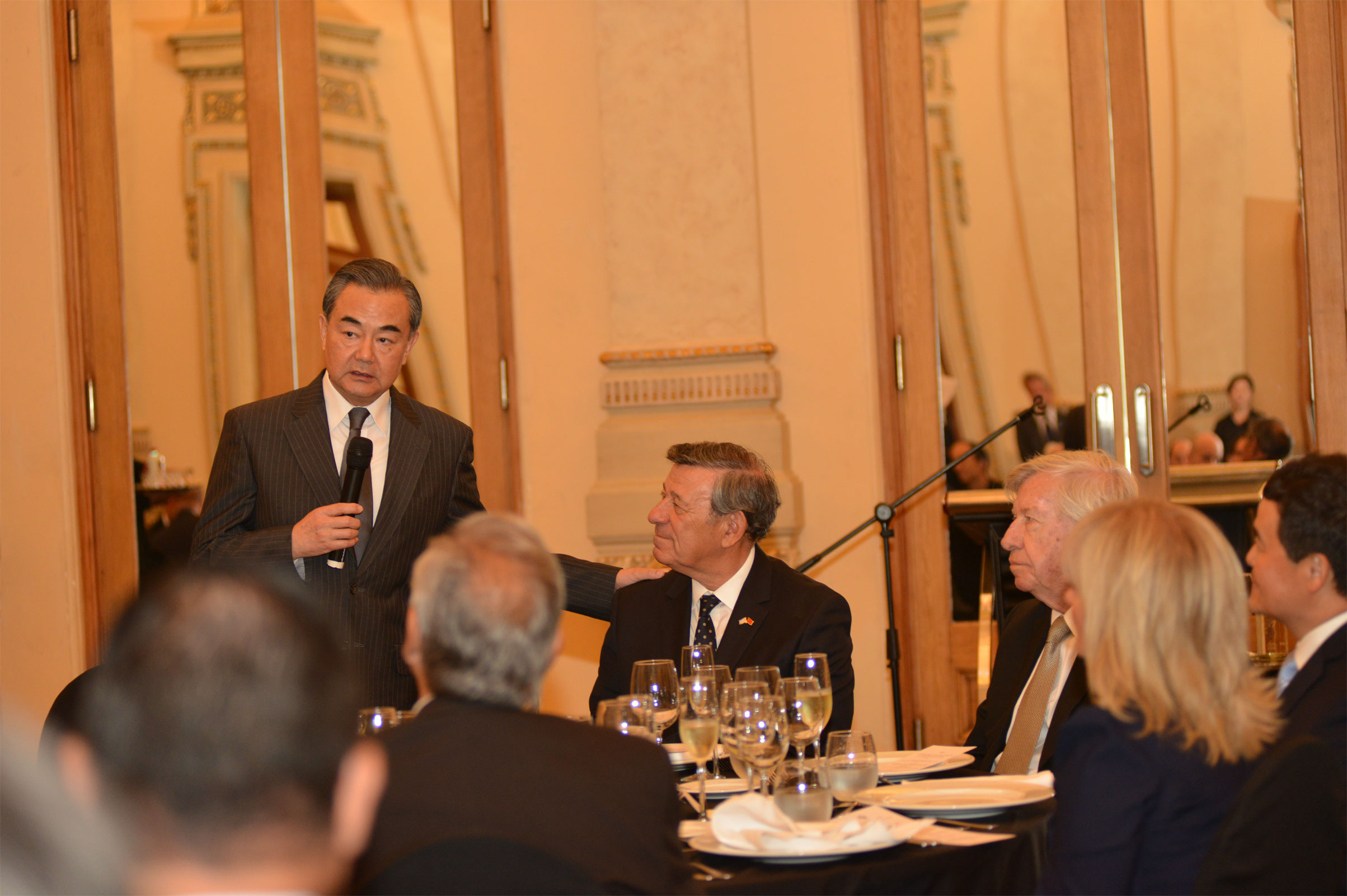 Almuerzo ofrecido a canciller de China, Wang Yi, y autoridades que lo acompañaron en visita a Uruguay