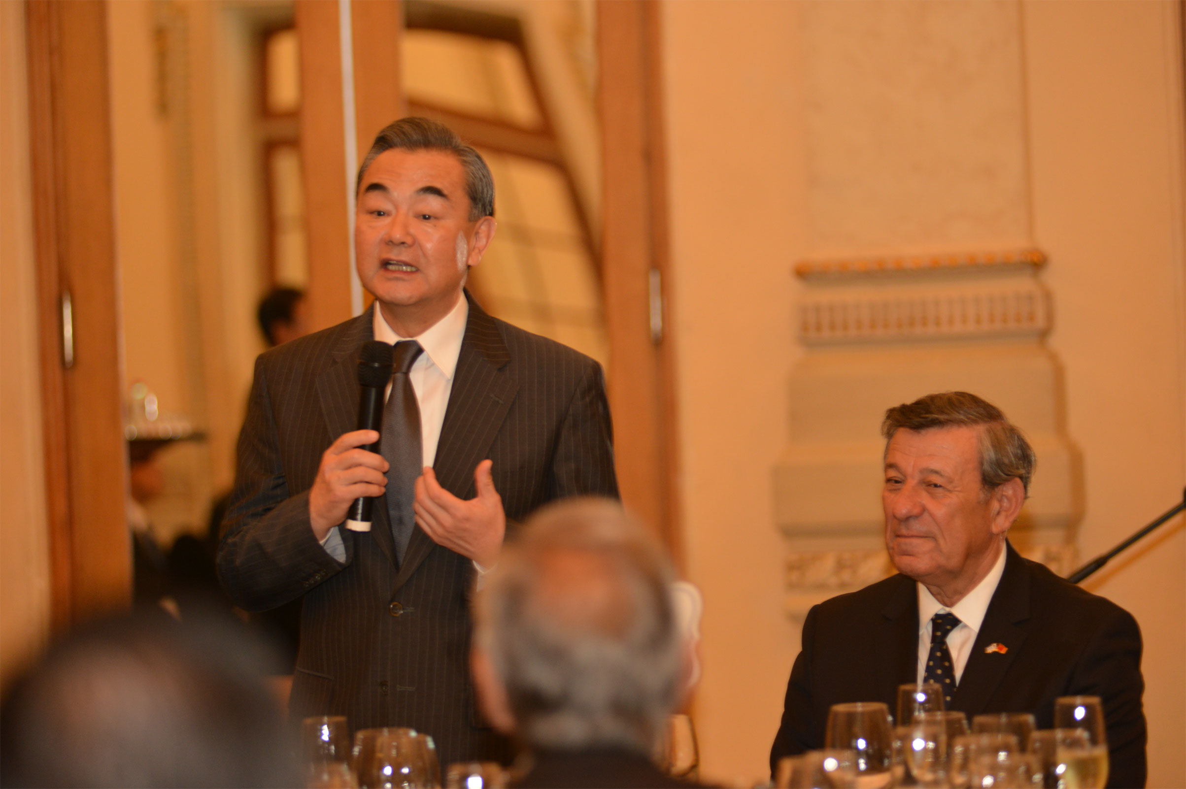 Almuerzo ofrecido a canciller de China, Wang Yi, y autoridades que lo acompañaron en visita a Uruguay