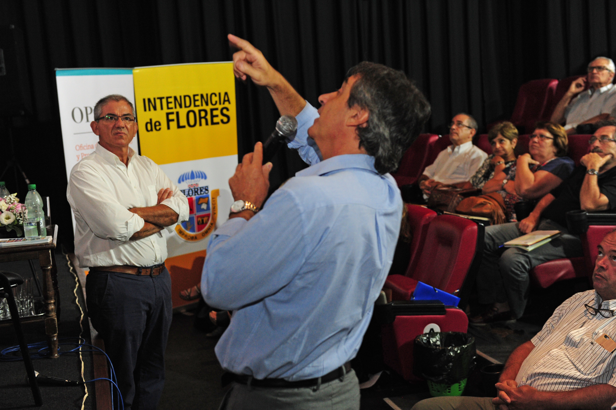 Director de la Oficina de Planeamiento y Presupuesto (OPP), Álvaro García, en Flores