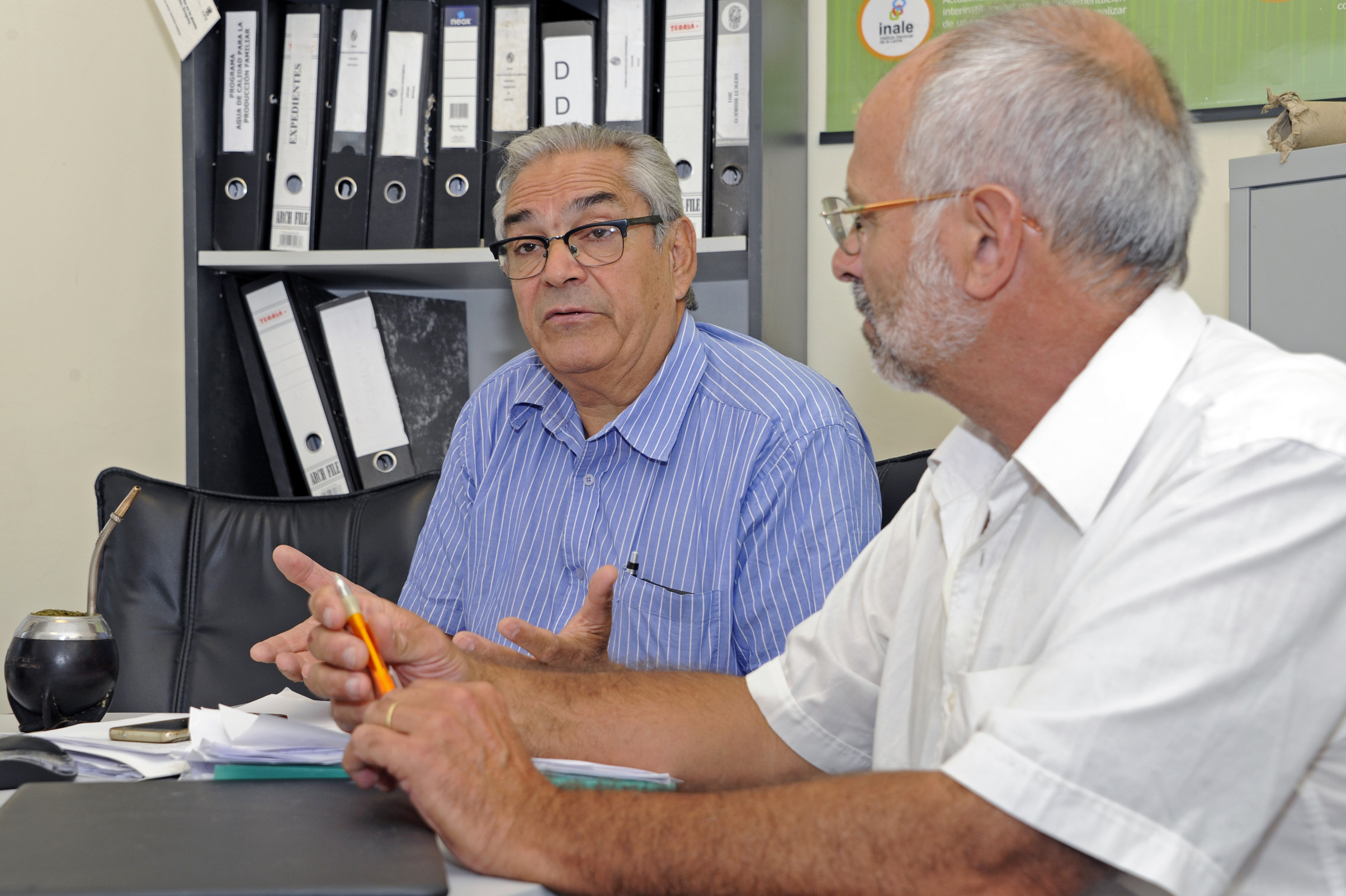Enzo Benech reunido con autoridades locales y productores en Durazno