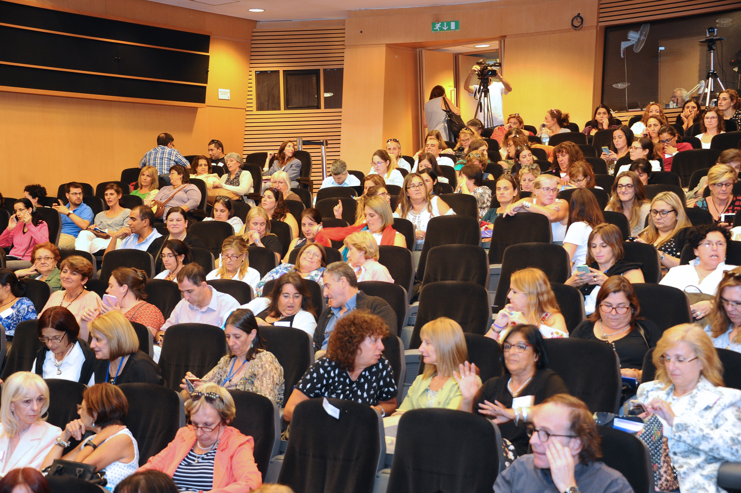 Congreso sobre experiencias de acompañamiento a trayectorias educativas
