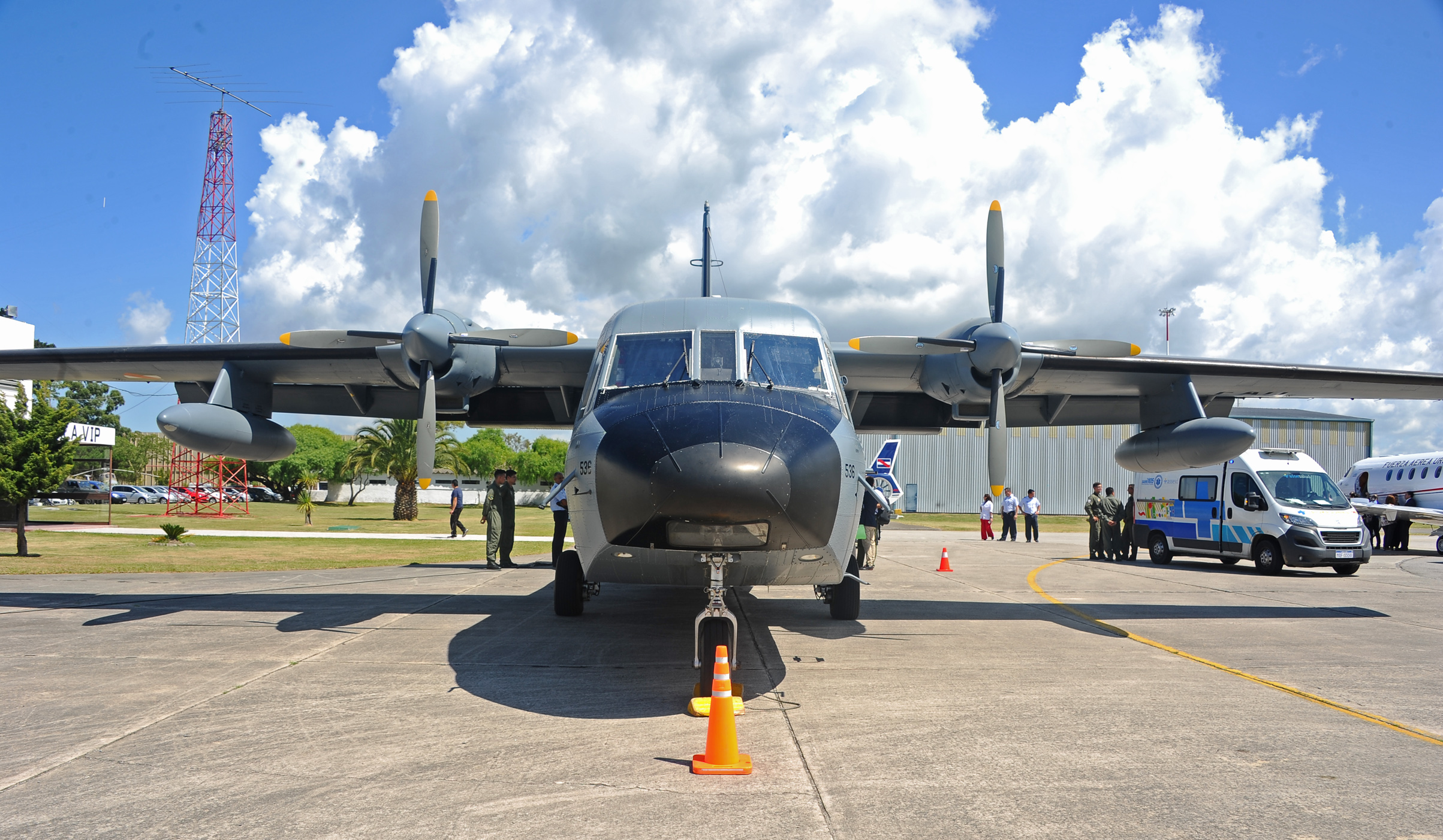 Avión multipropósito