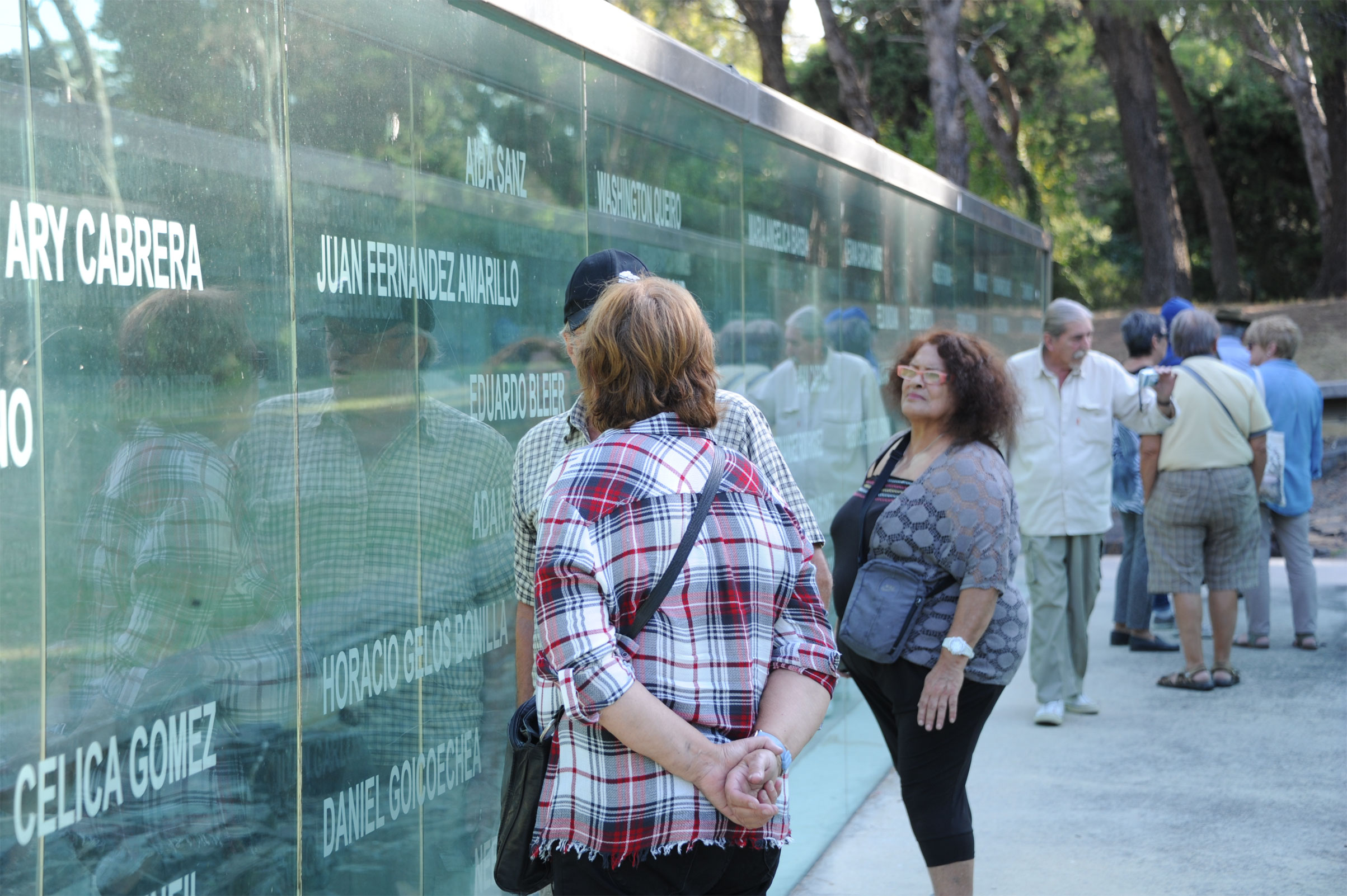 Homenaje a los detenidos desaparecidos por la dictadura uruguaya
