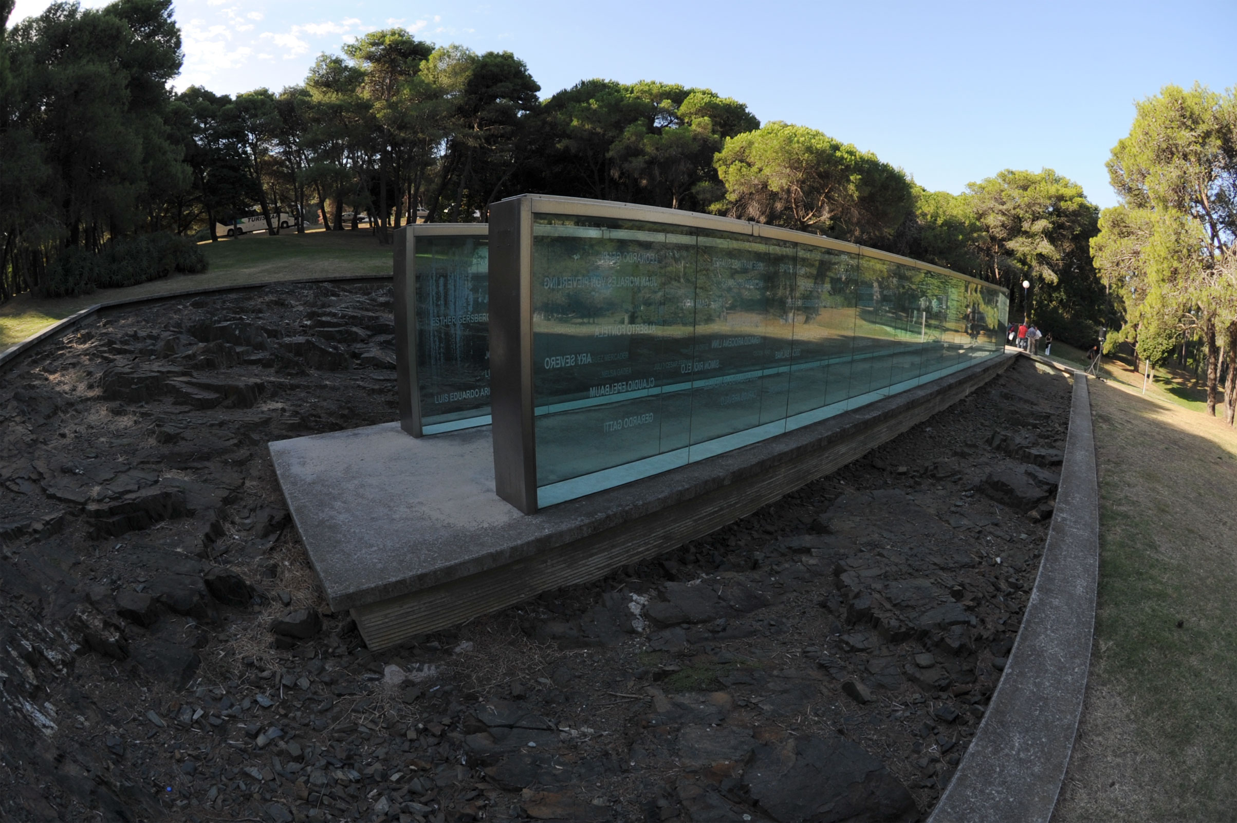 Homenaje a los detenidos desaparecidos por la dictadura uruguaya