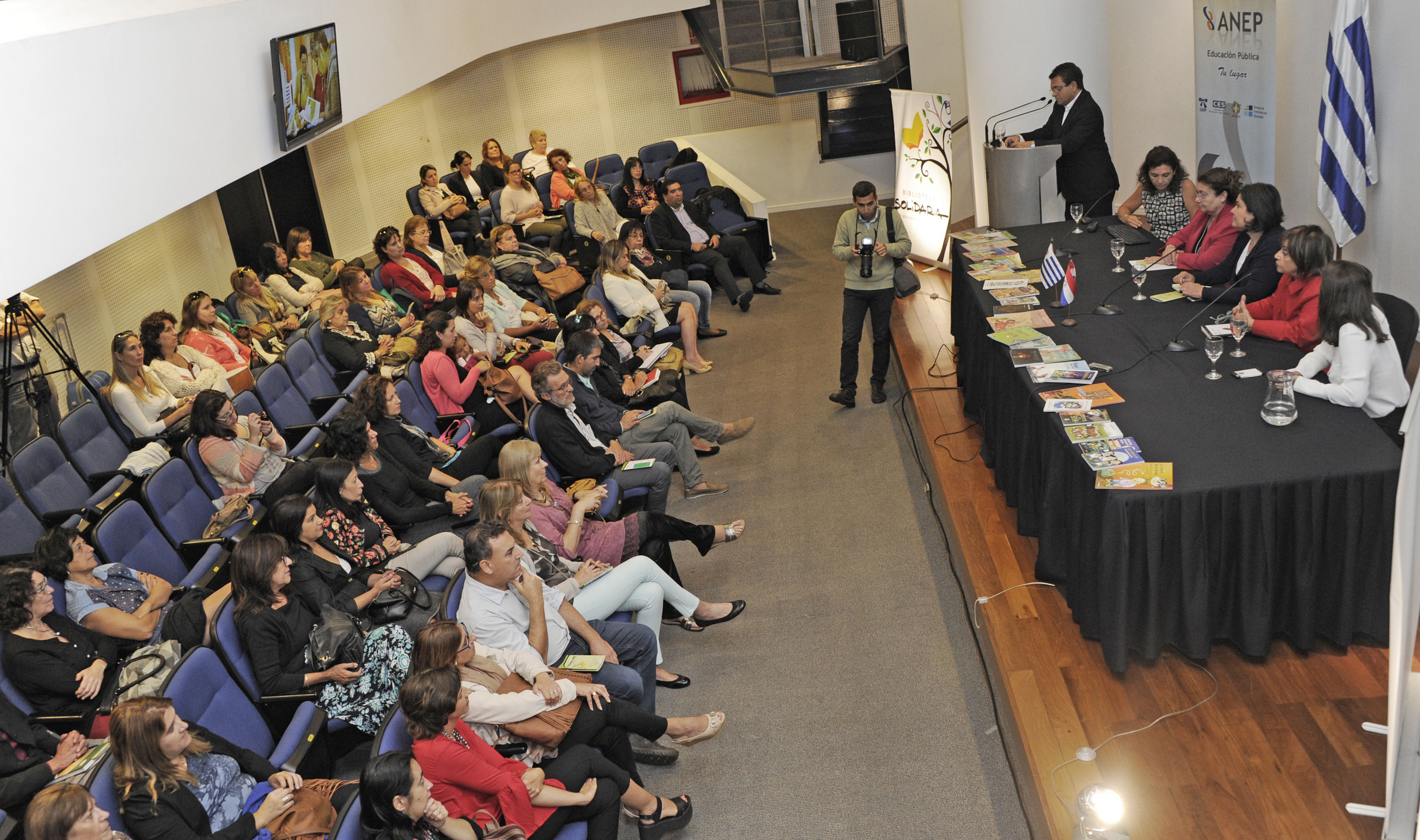 CEIP, Prolee y ANEP realizaron el lanzamiento proyecto Biblioteca Solidaria Paraguay Uruguay