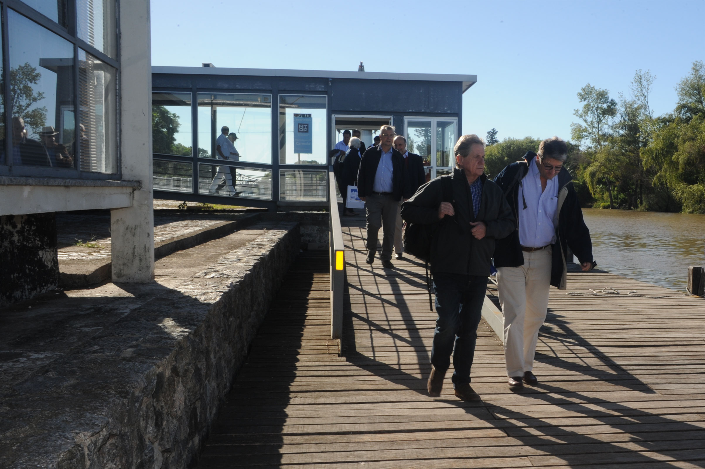 Encuentro de legisladores uruguayos y argentinos en Isla Martín García