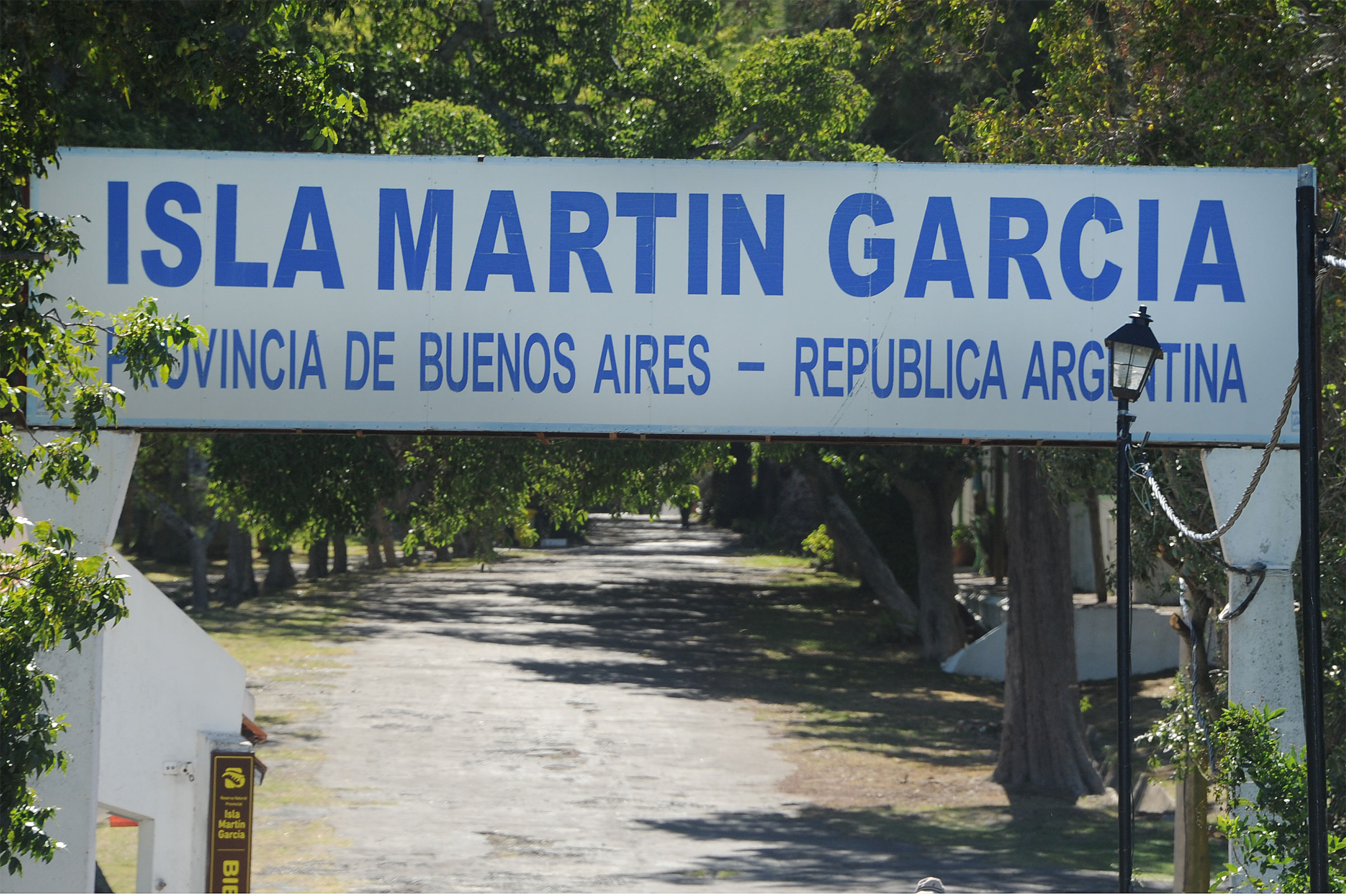 Encuentro de legisladores uruguayos y argentinos en Isla Martín García