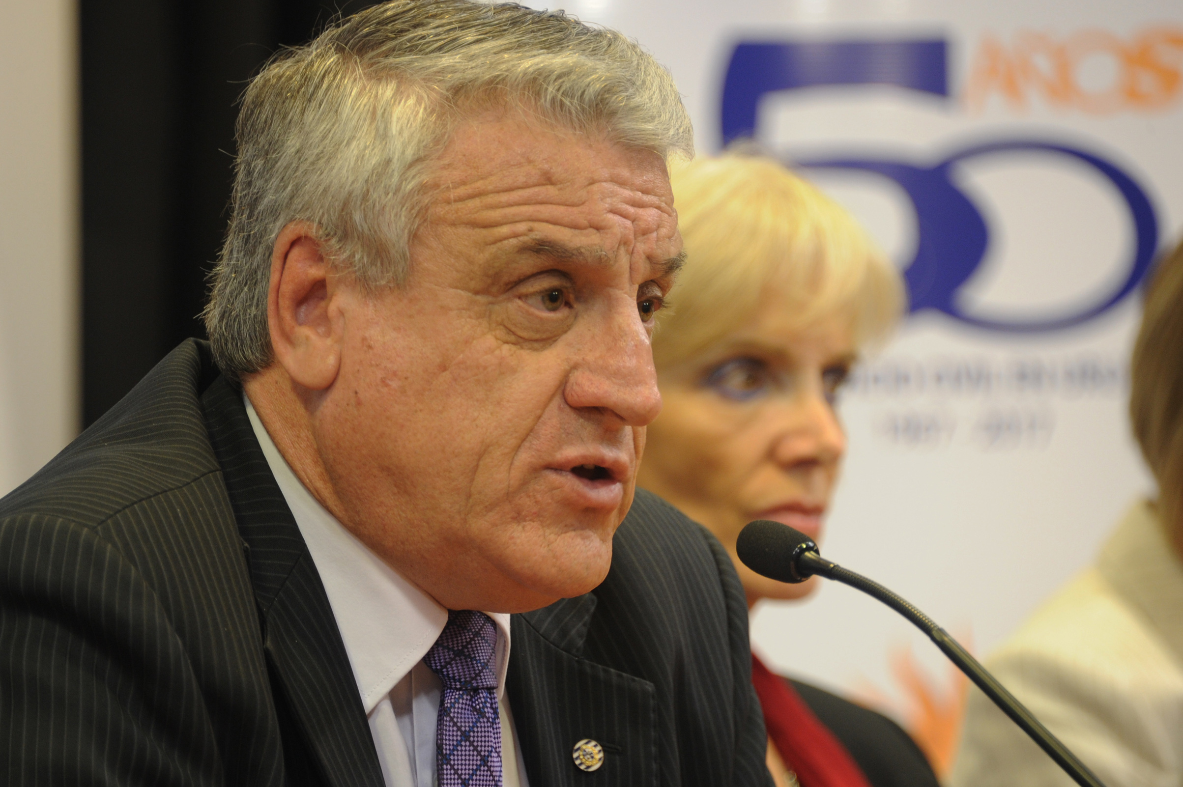Director de Oficina Nacional de Servicio Civil, Alberto Scavarelli, haciendo uso de la palabra