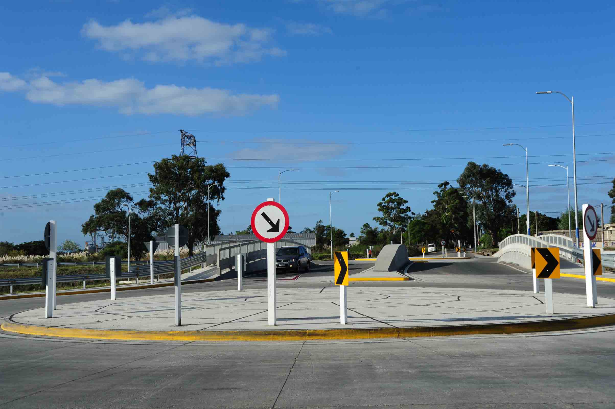 Nuevas obras viales inauguradas en Camino Tomkinson y Camino Cibils