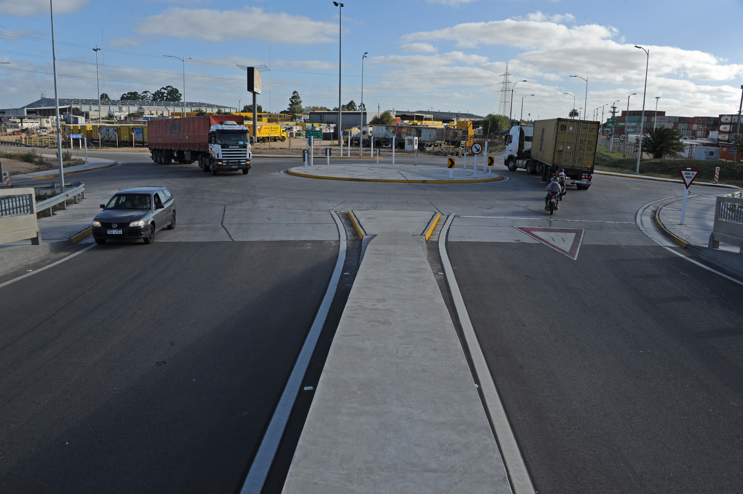 Nuevas obras viales inauguradas en Camino Tomkinson y Camino Cibils