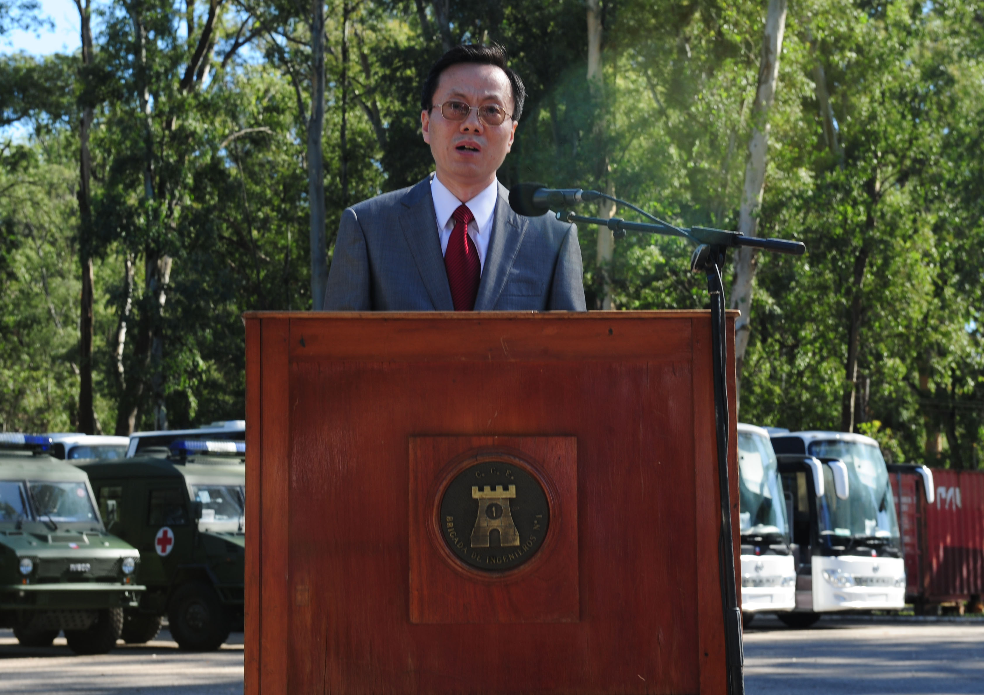 Embajador de China, Wang Gang