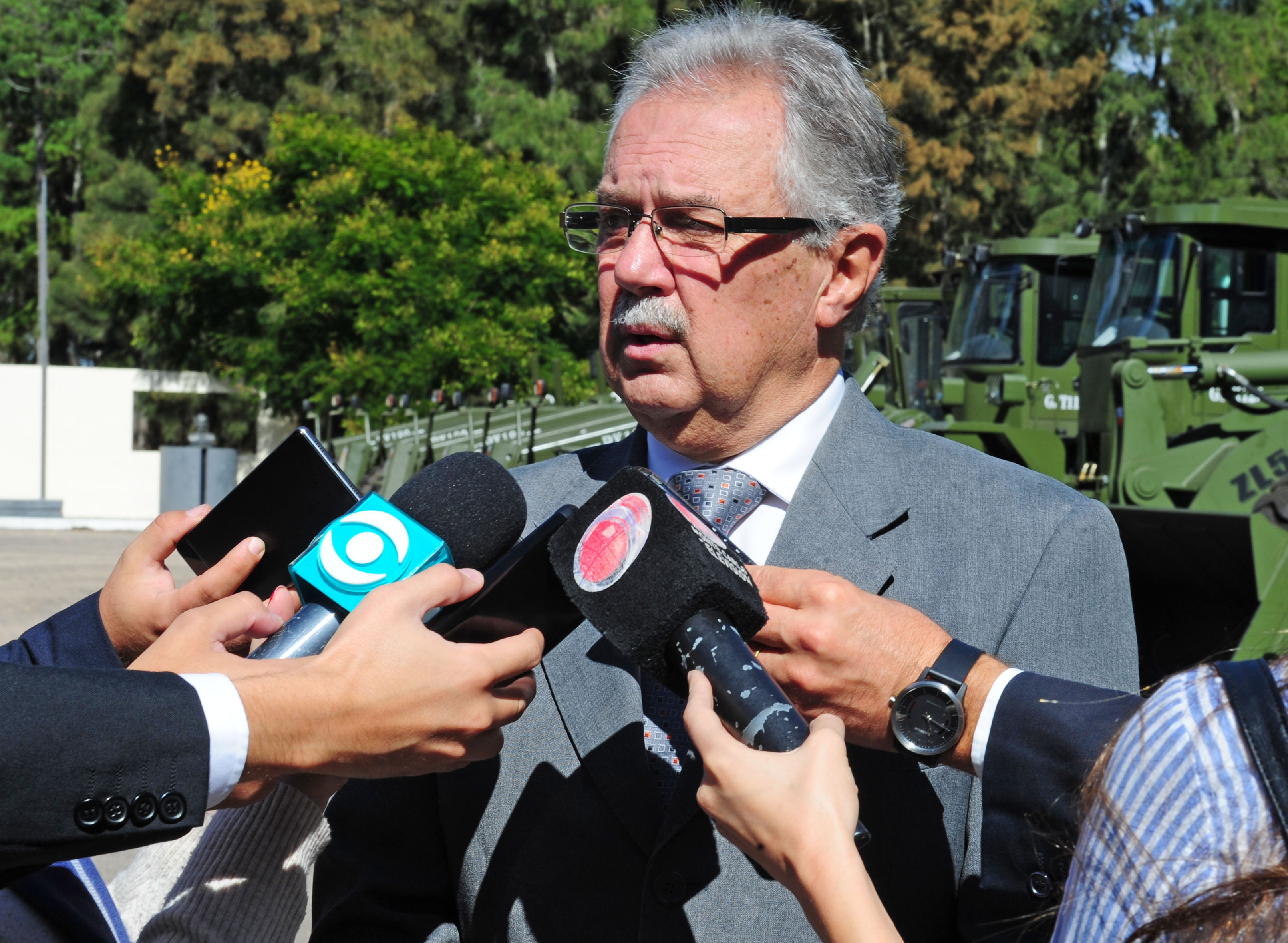 Ministro de Defensa, Jorge Menéndez