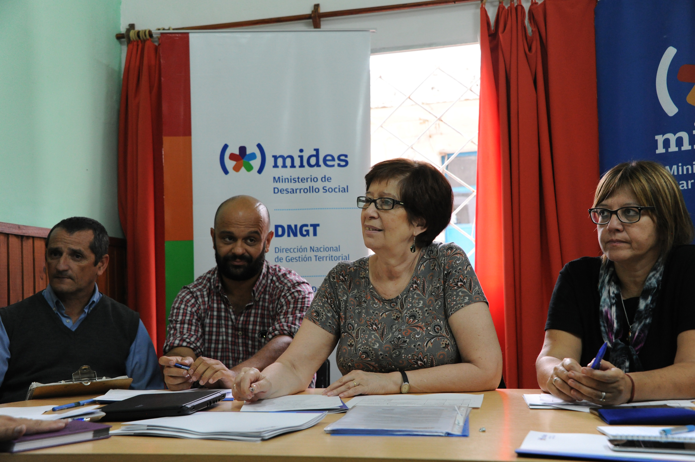Reunión de autoridades del Mides en San José