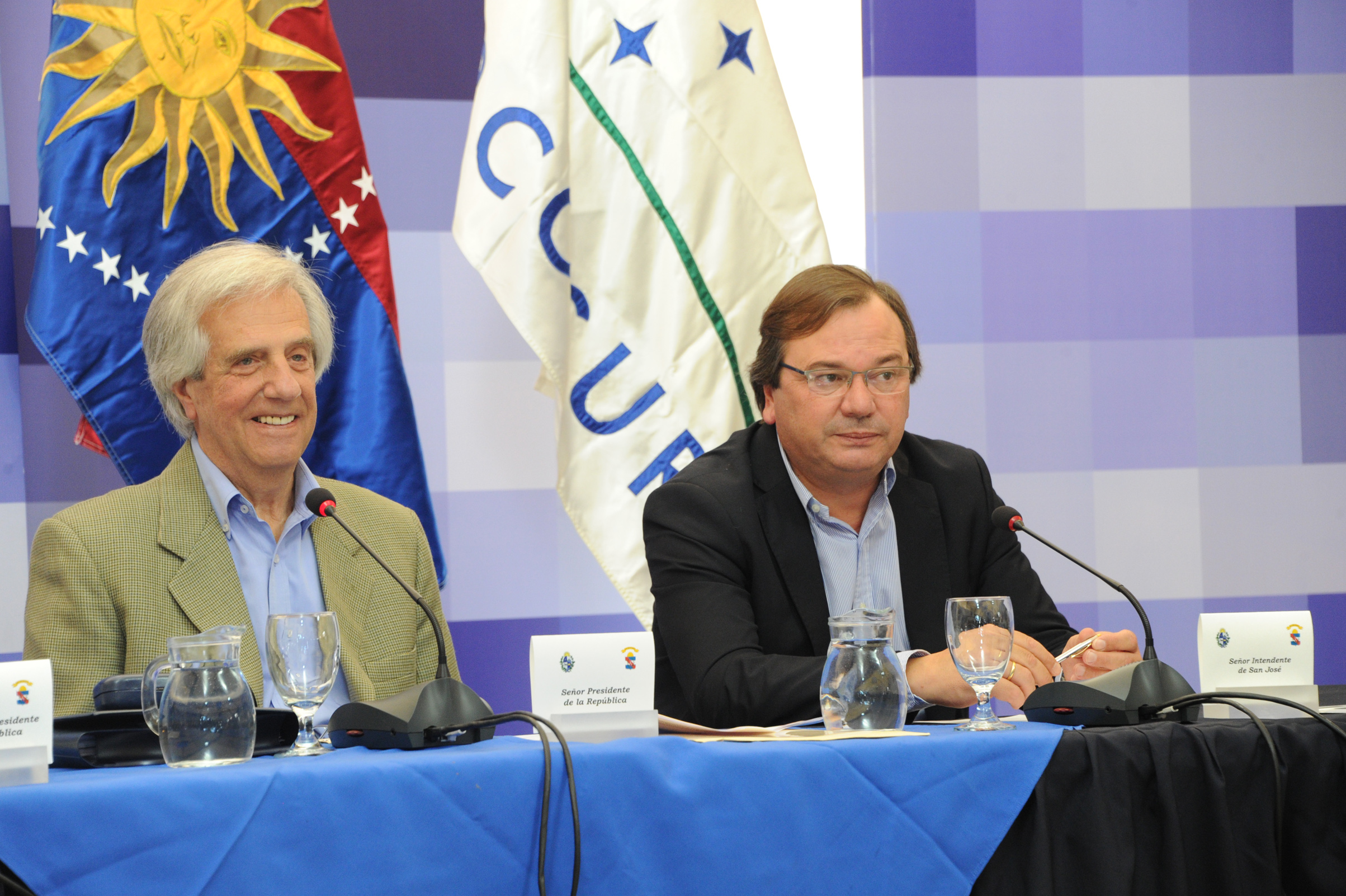 Presidente de la República Tabaré Vázquez, junto al intendente de San José, José Luis Falero