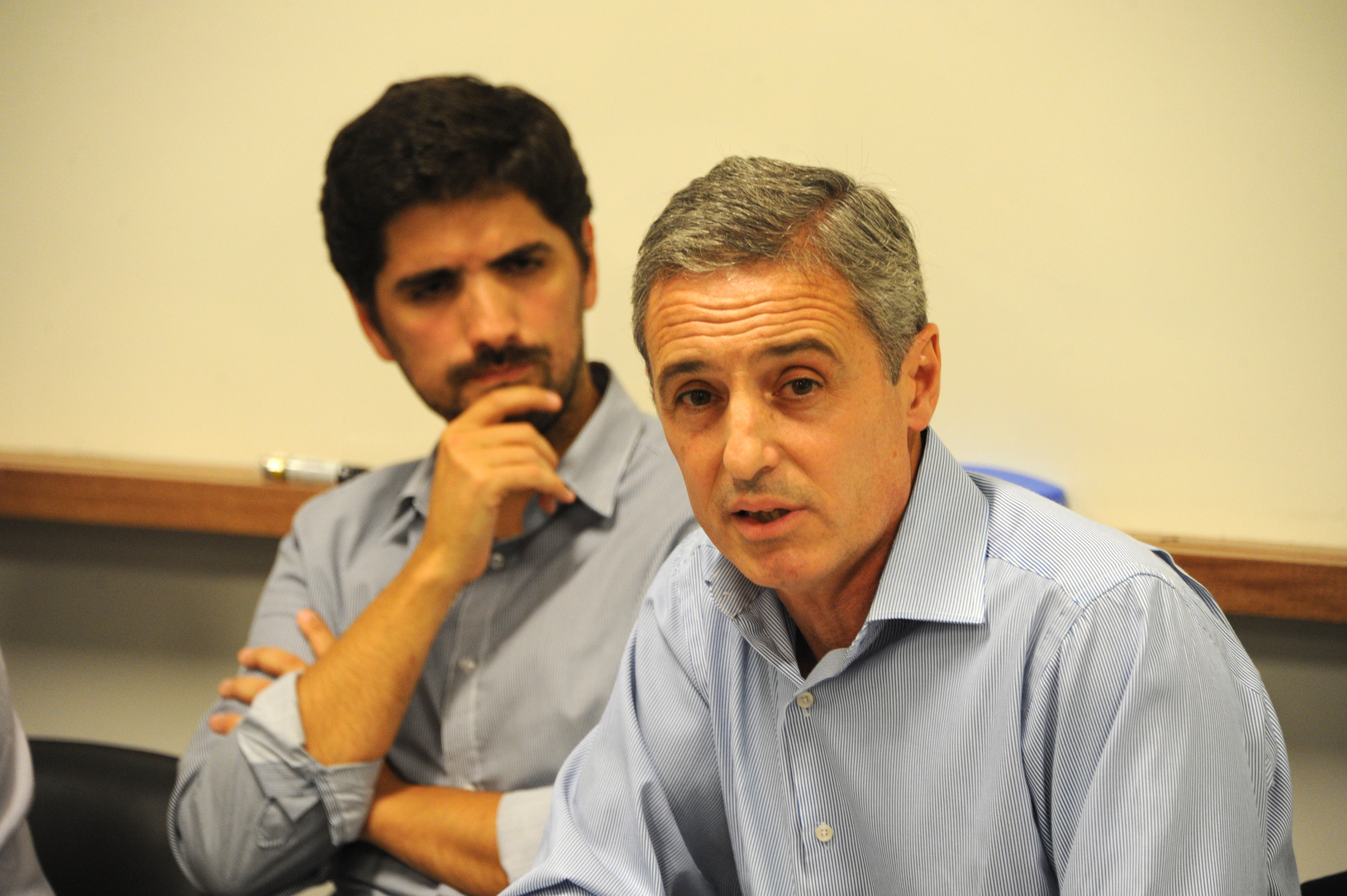 Presidente de la Agencia Nacional de Desarrollo (ANDE), Martín Dibarboure, haciendo uso de la palabra