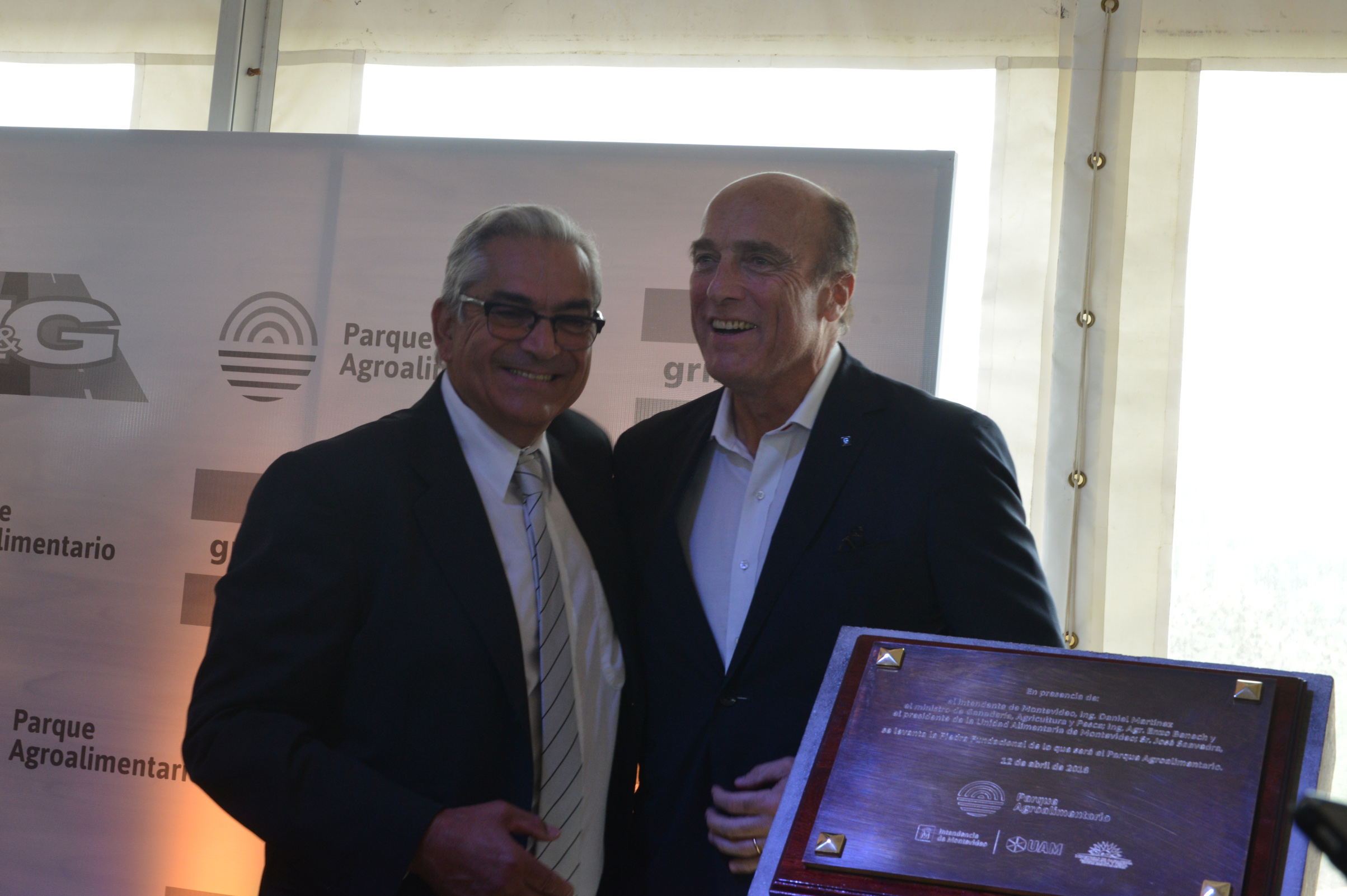 Ministro de Ganadería, Enzo Benech, junto a Intendente de Montevideo, Daniel Martínez